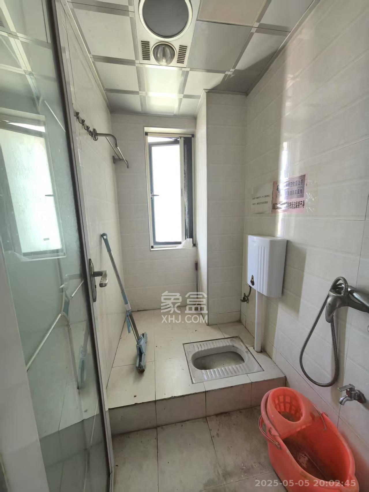 亚商国际 1室1厅1卫 2200.0元/月 亚商国际 1室1厅1卫 2200.0元/月室内图