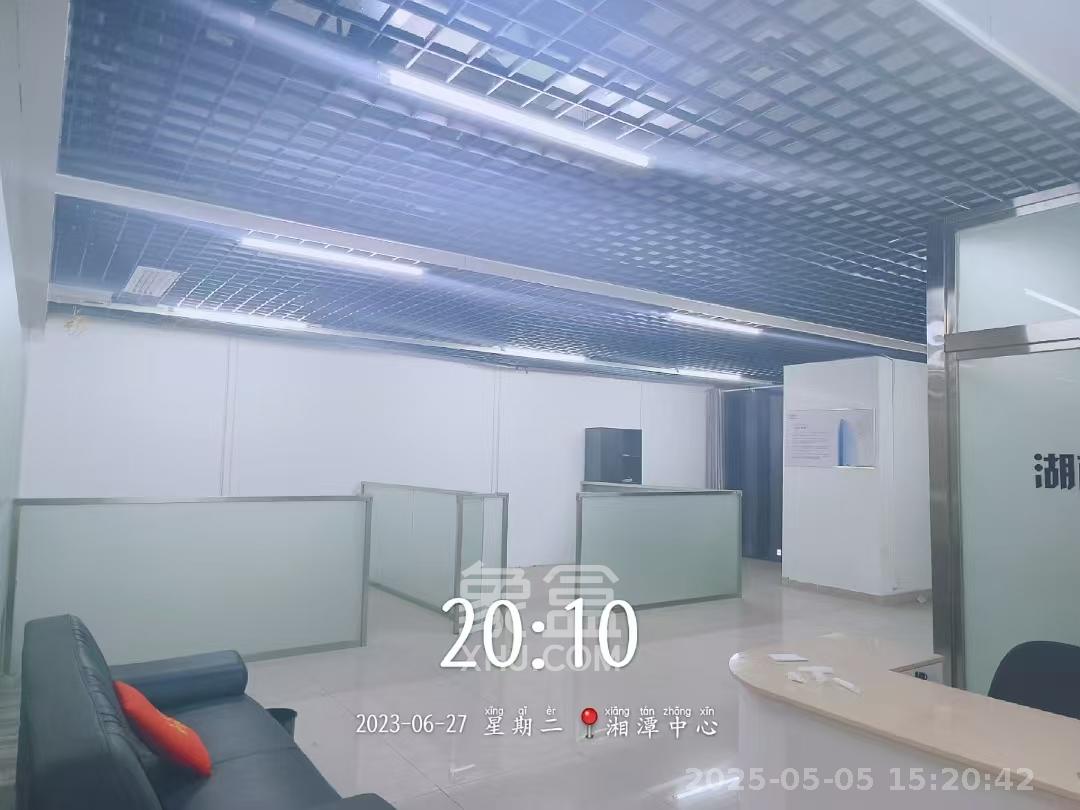 湘潭中心  3室0厅0卫   3000.00元/月室内图