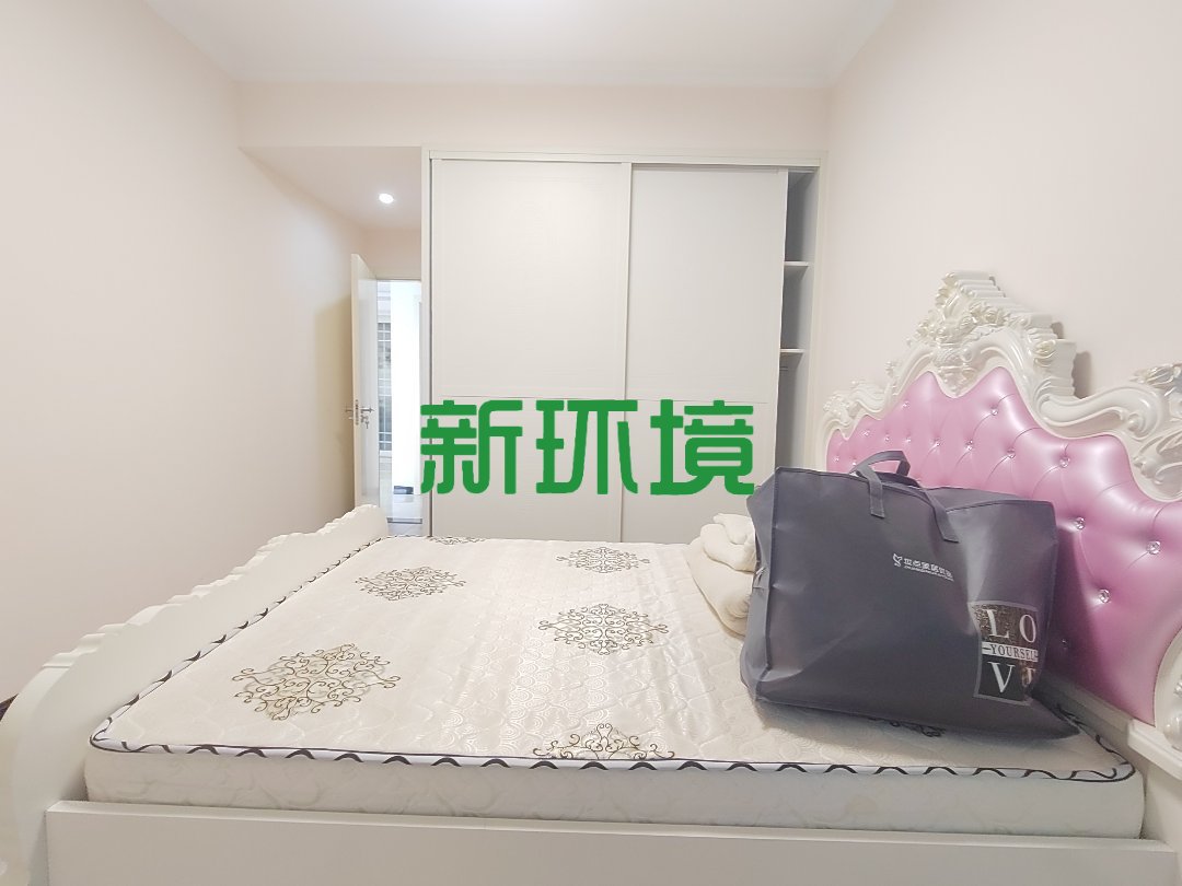 东岳新外滩  2室2厅1卫   1800.00元/月室内图
