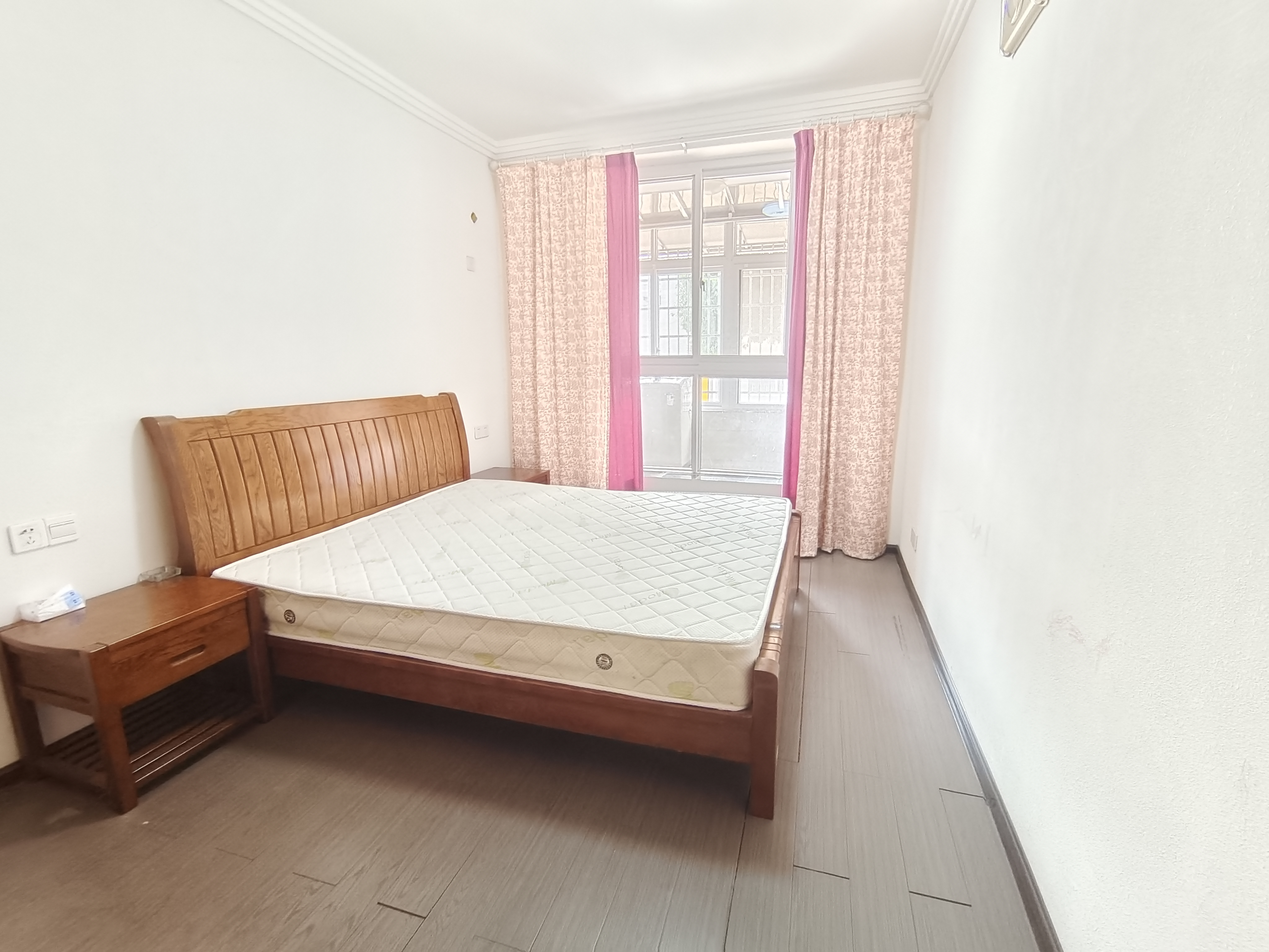 益华小区 3室2厅1卫 38.0万 益华小区 3室2厅1卫 38.0万室内图