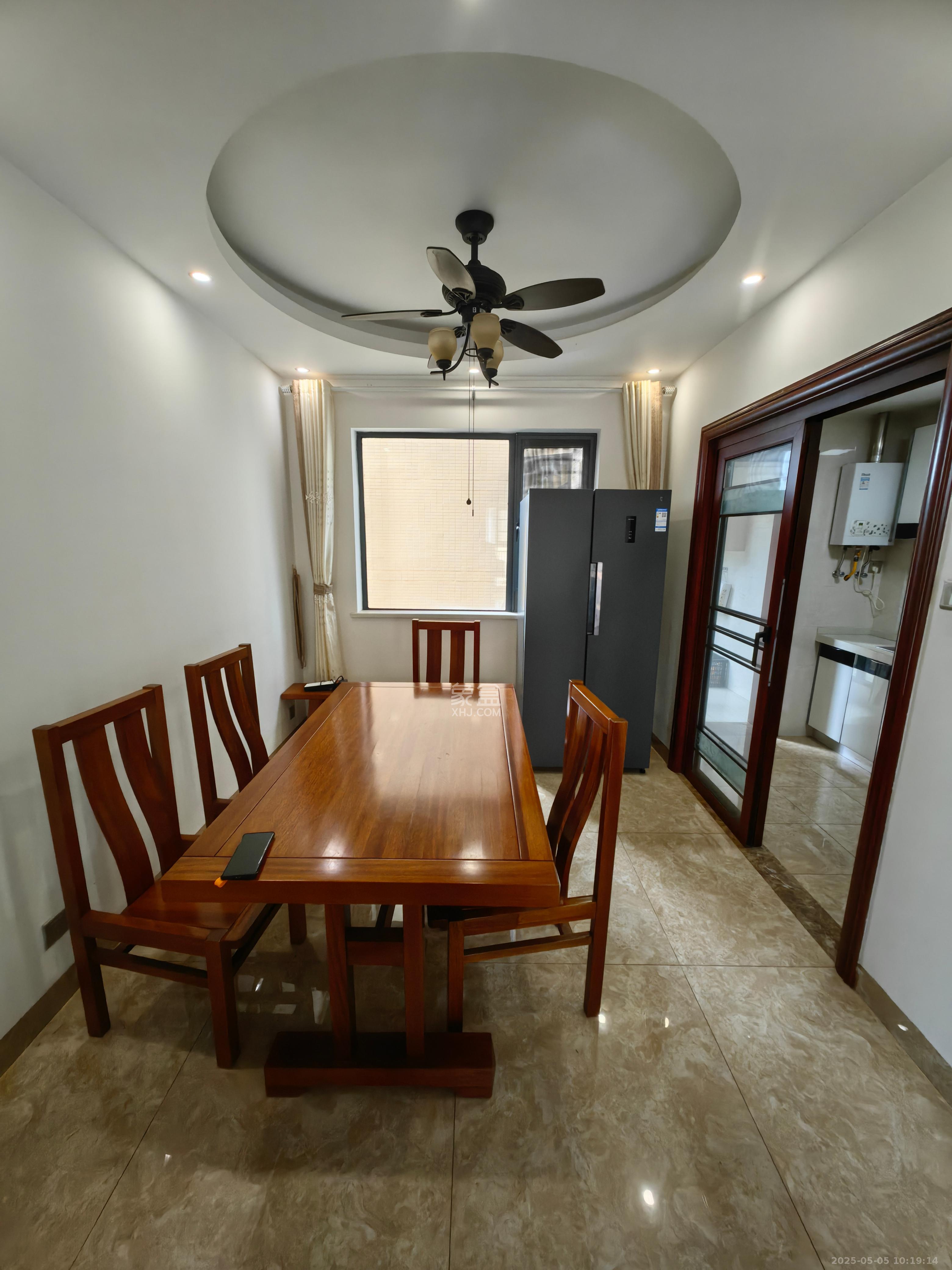 中建芙蓉嘉苑  3室2厅2卫    3200.0元/月室内图