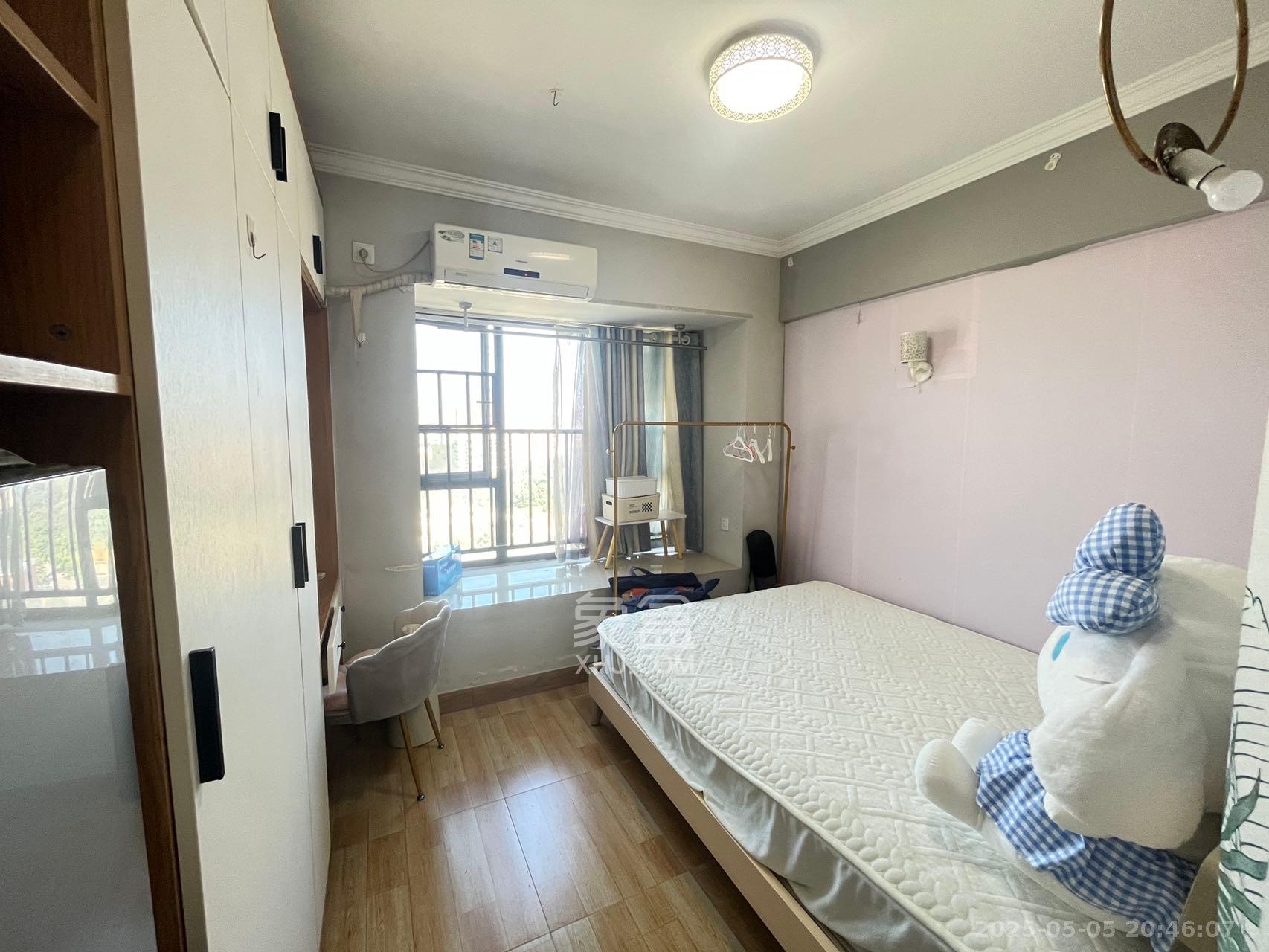 好莱城(弘德西街)  1室1厅1卫    1400.0元/月 好莱城(弘德西街)  1室1厅1卫    1400.0元/月