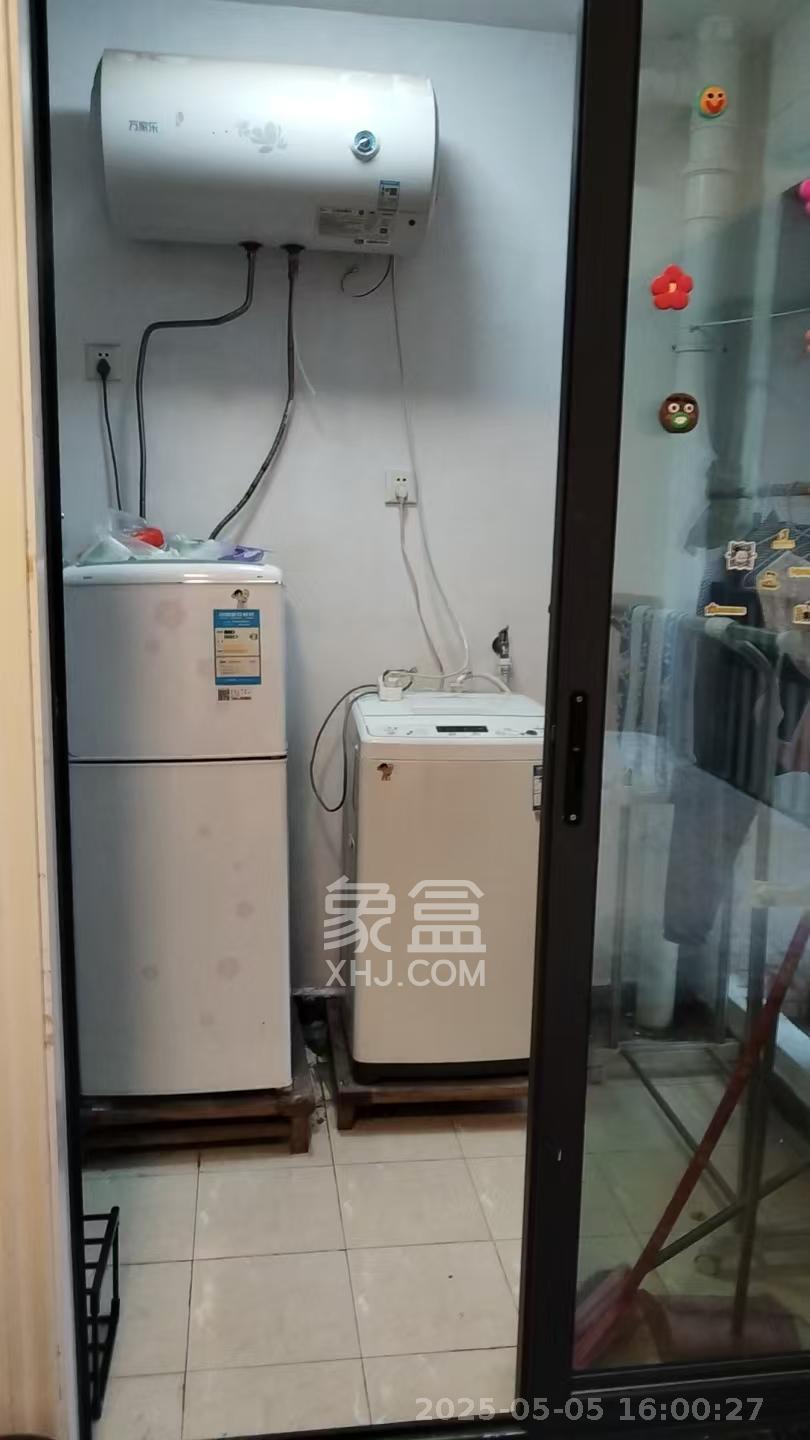 中建芙蓉工社  1室1厅1卫   1200.00元/月室内图