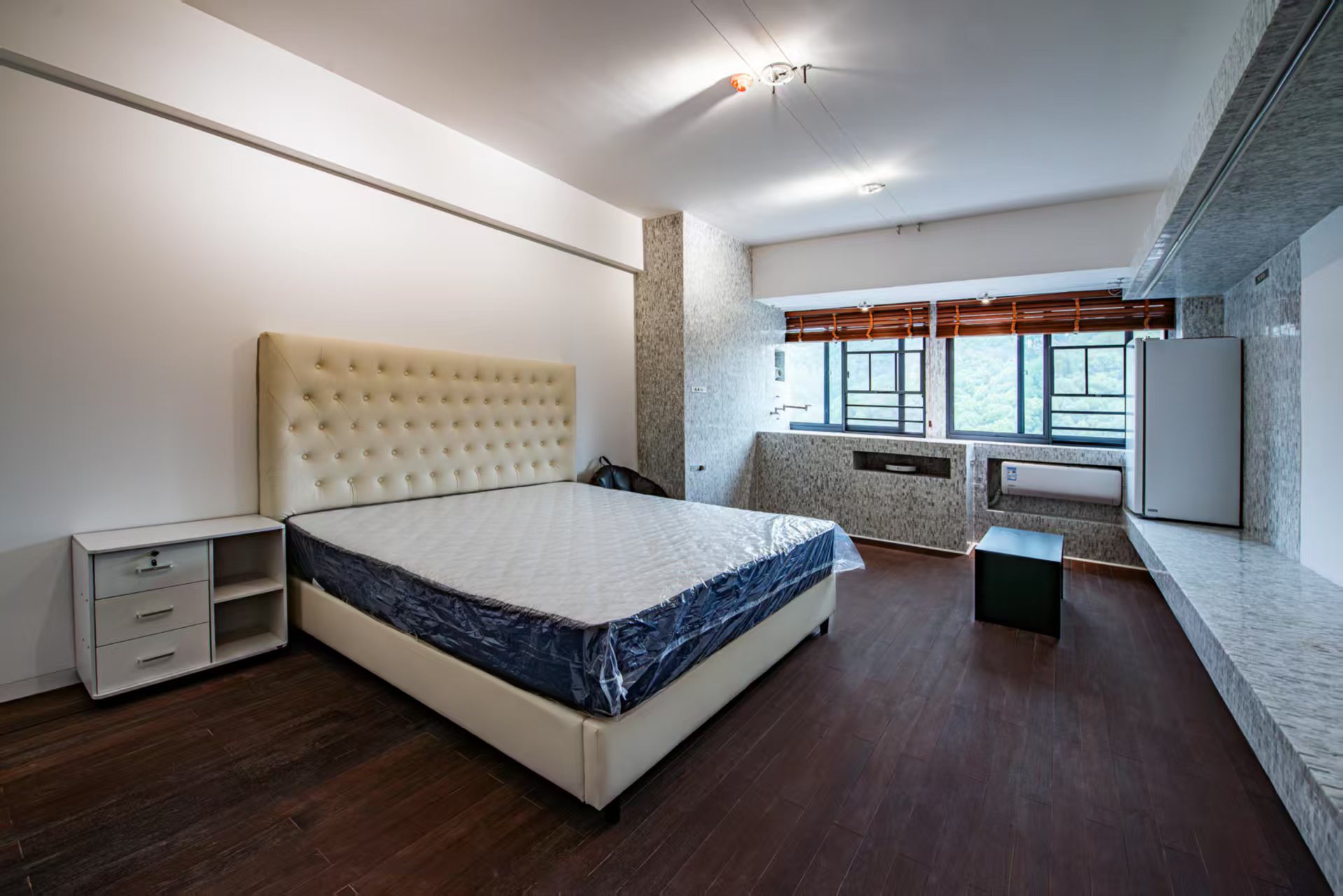 东方曼哈顿 1室1厅1卫 1600.0元/月 东方曼哈顿 1室1厅1卫 1600.0元/月室内图