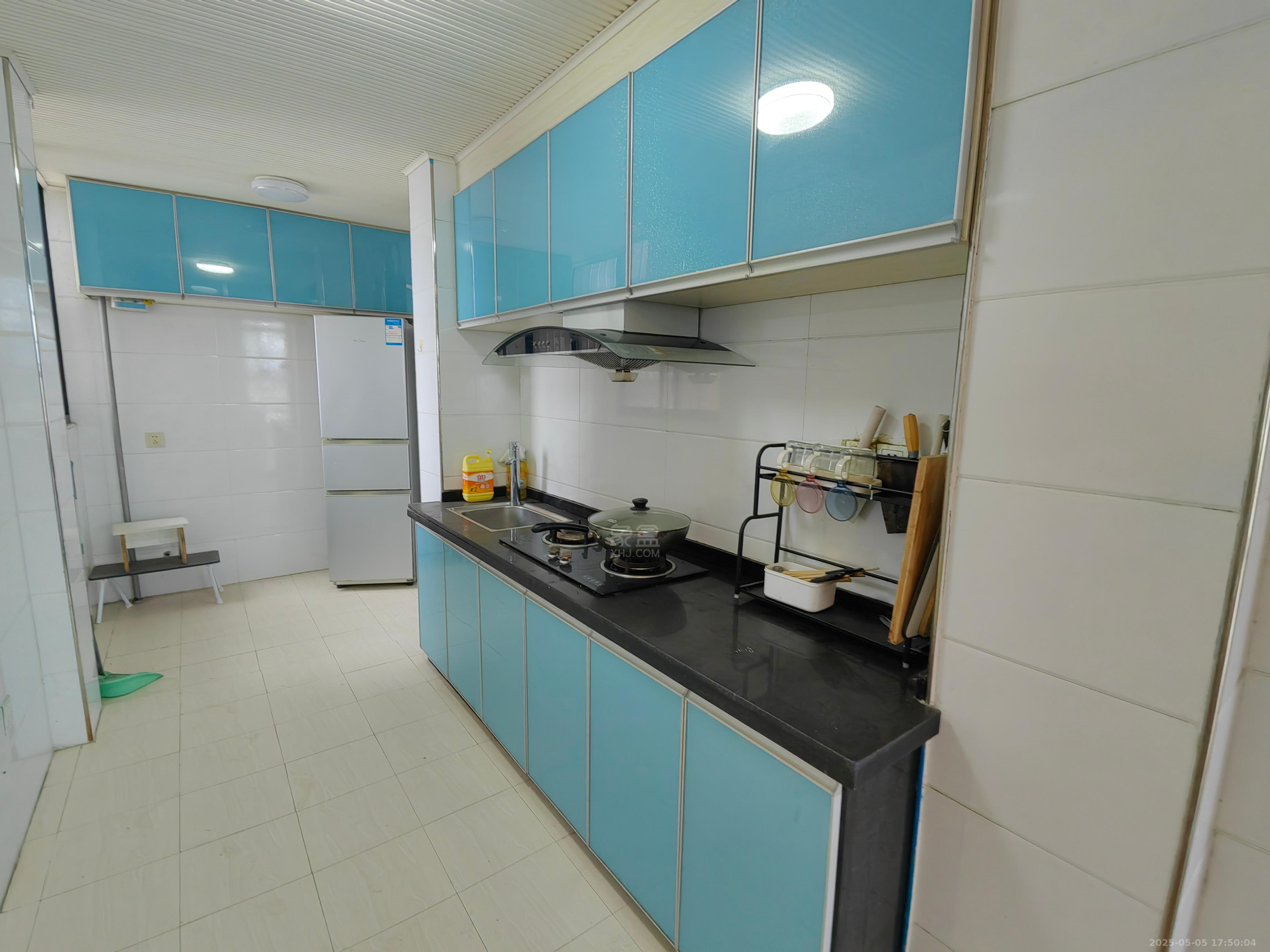 香博堡 3室2厅1卫 1200.0元/月 香博堡 3室2厅1卫 1200.0元/月室内图