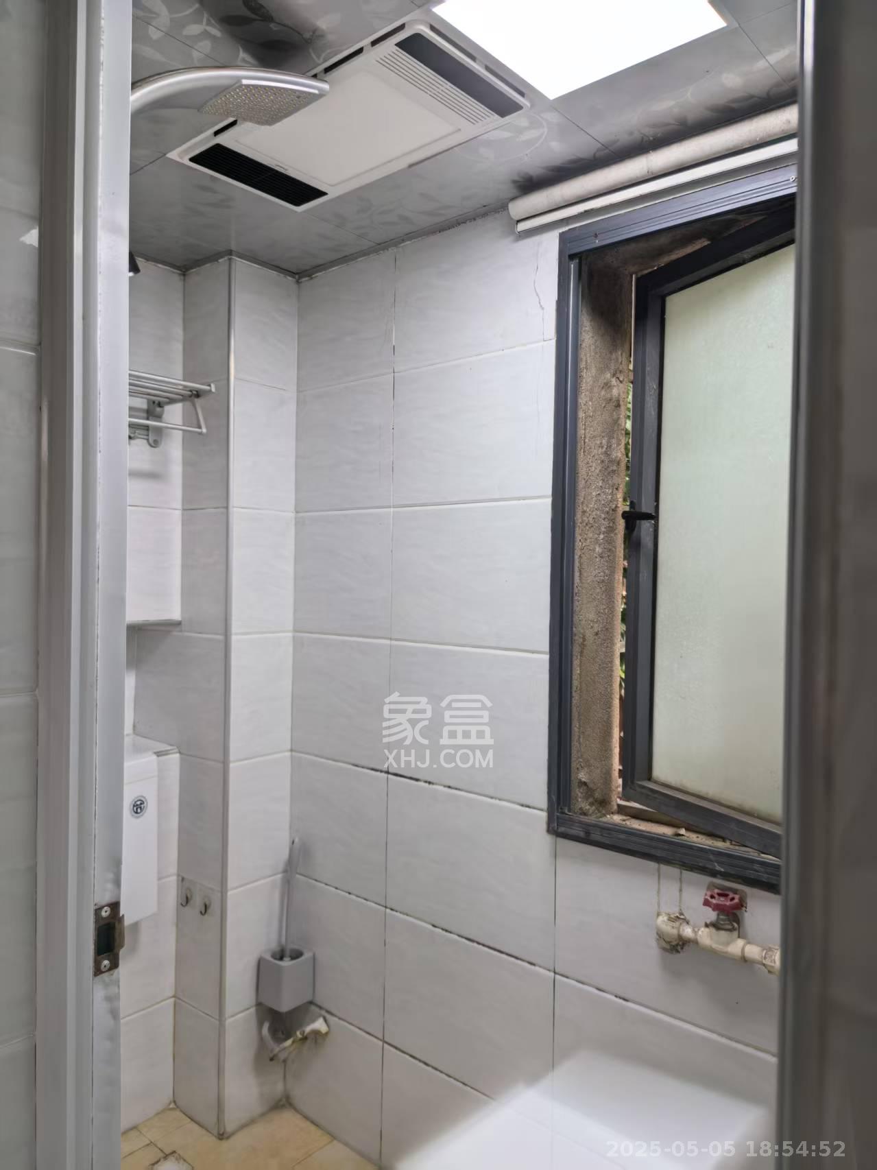 轻苑小区  2室1厅1卫   1500.00元/月室内图