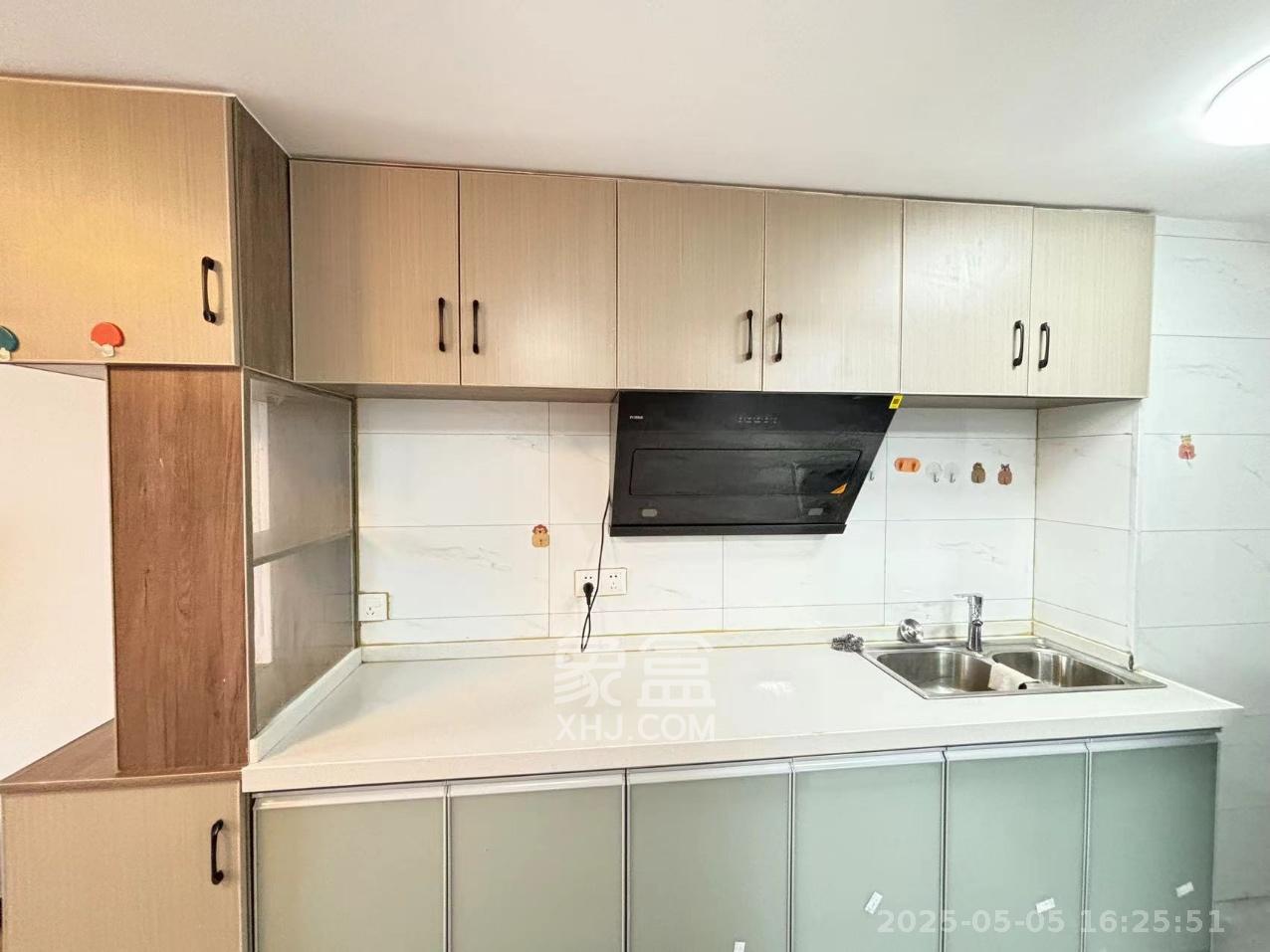 裕天国际商汇中心 1室1厅1卫 1700.0元/月 裕天国际商汇中心 1室1厅1卫 1700.0元/月室内图