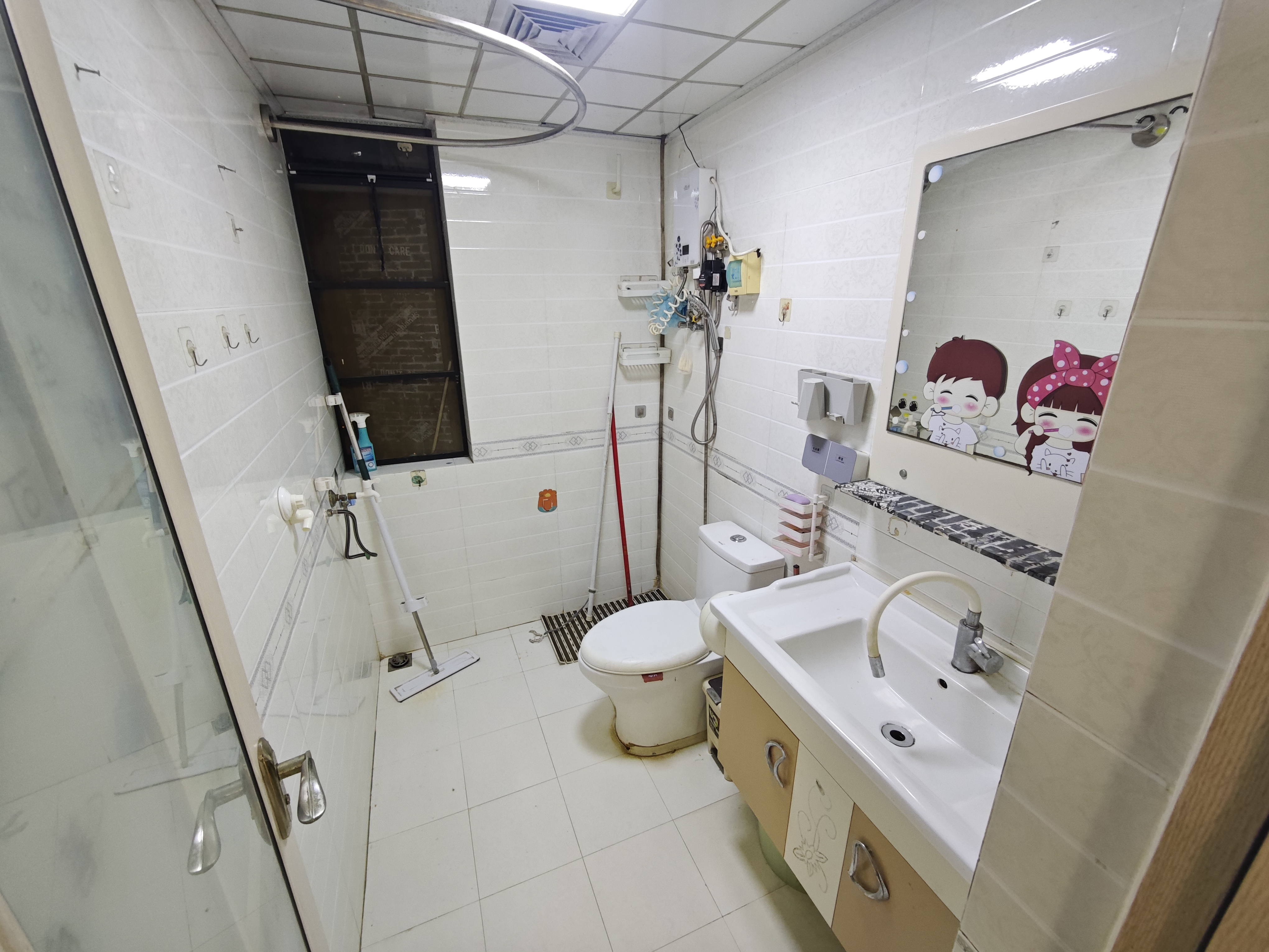 滨江帝景一期  2室2厅1卫   2400.00元/月室内图