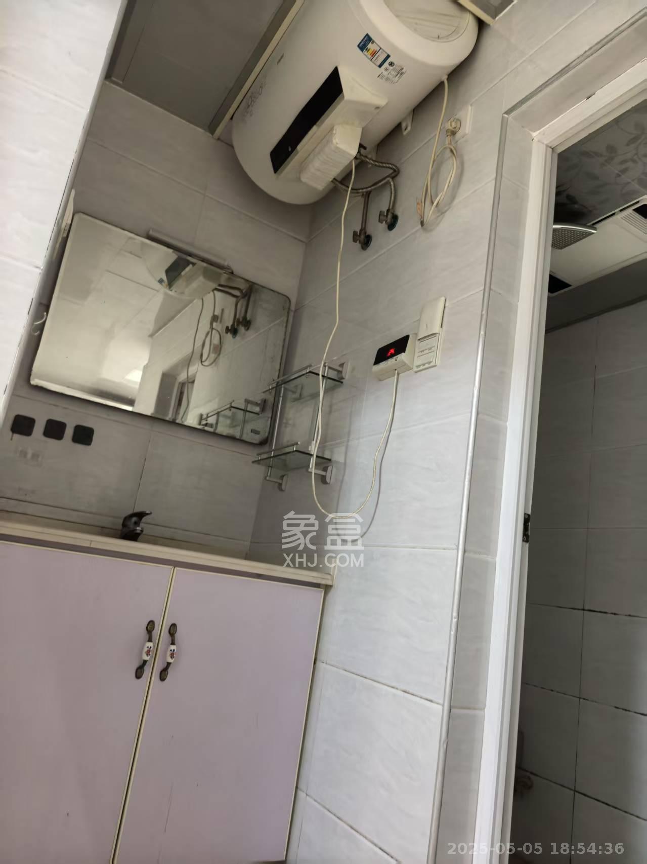 轻苑小区  2室1厅1卫   1500.00元/月室内图