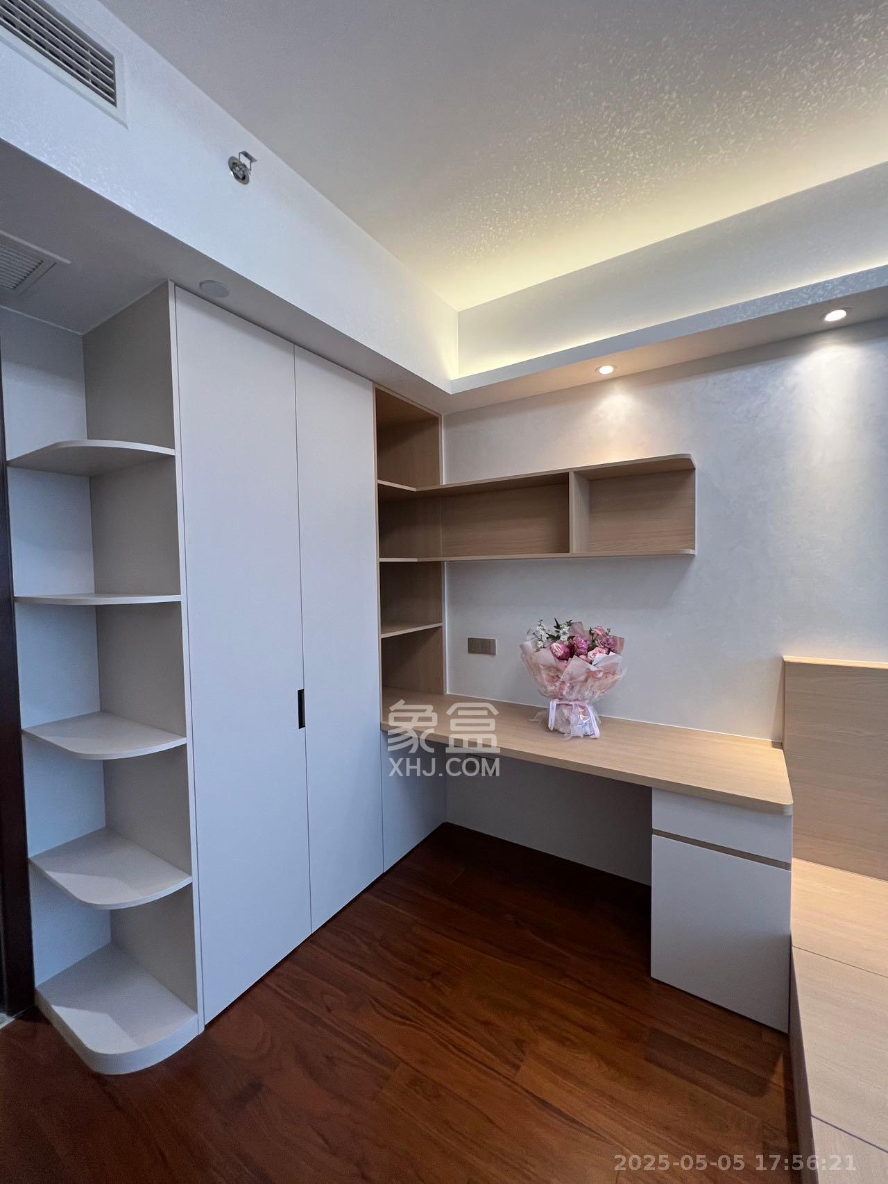 北辰瀚江府  4室2厅2卫   9500.00元/月室内图
