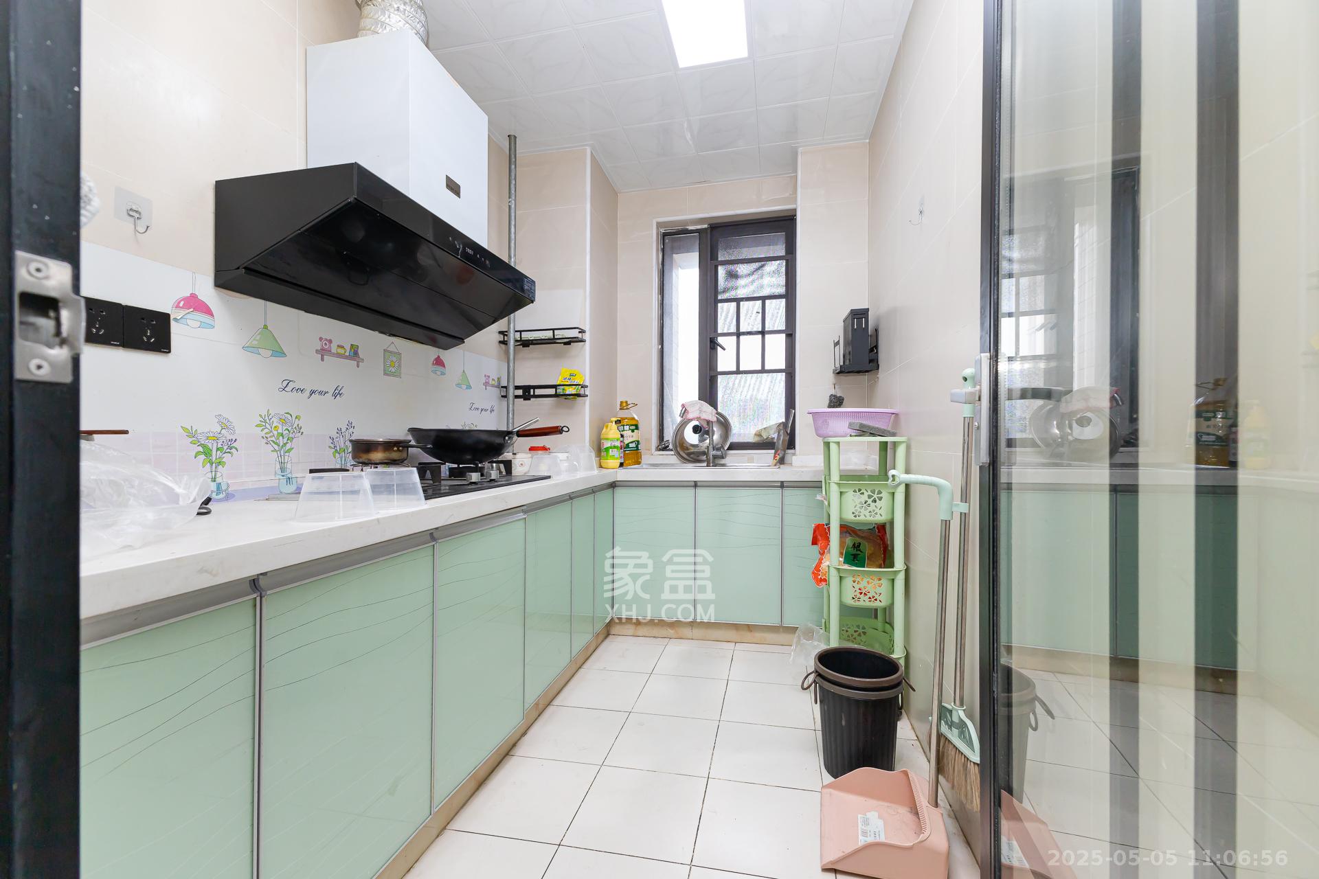 润和又一城 4室2厅2卫 97.0万 润和又一城 4室2厅2卫 97.0万厨房