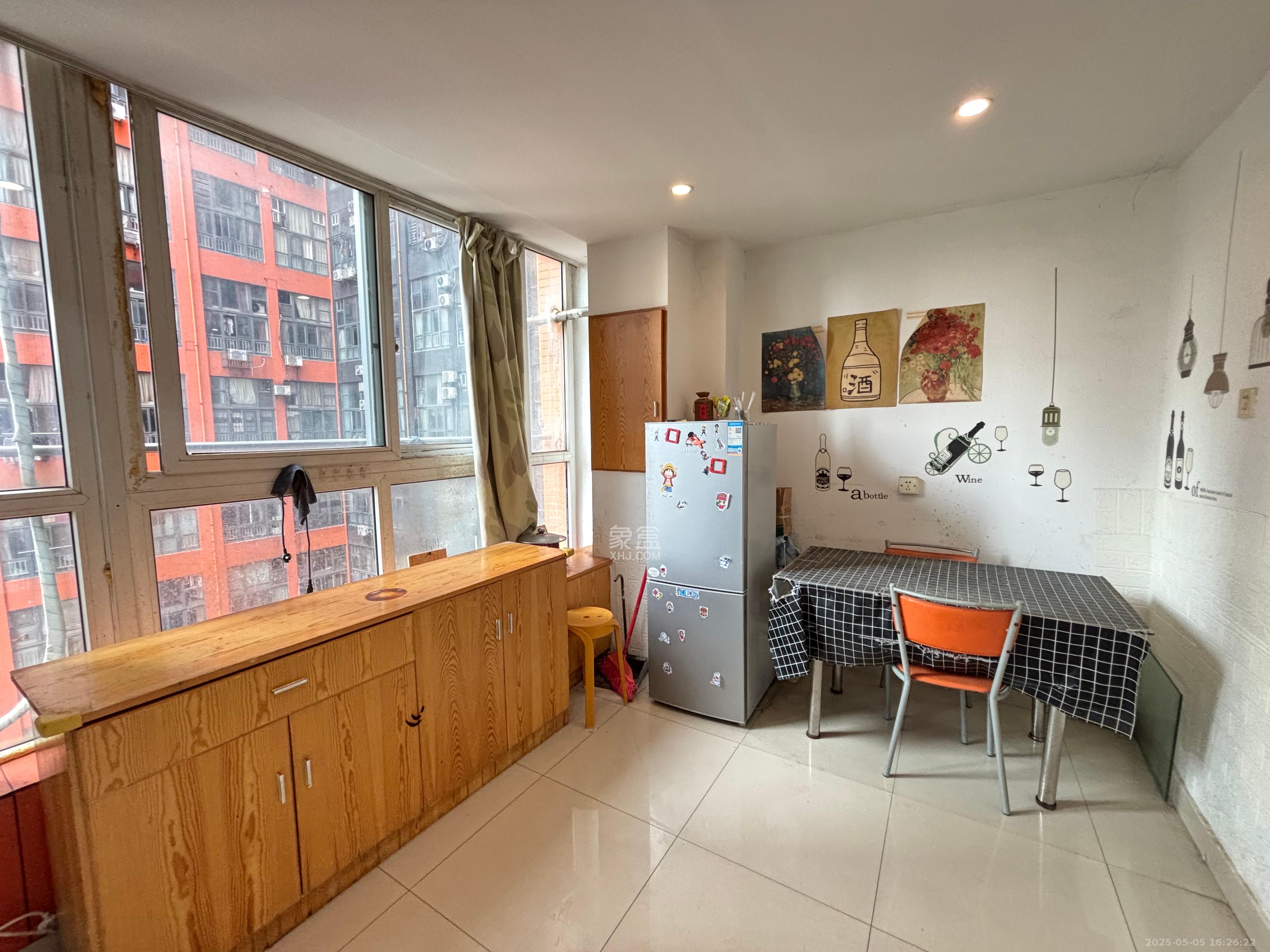 他城(天鸿时代公寓) 1室1厅1卫 1300.0元/月 他城(天鸿时代公寓) 1室1厅1卫 1300.0元/月室内图