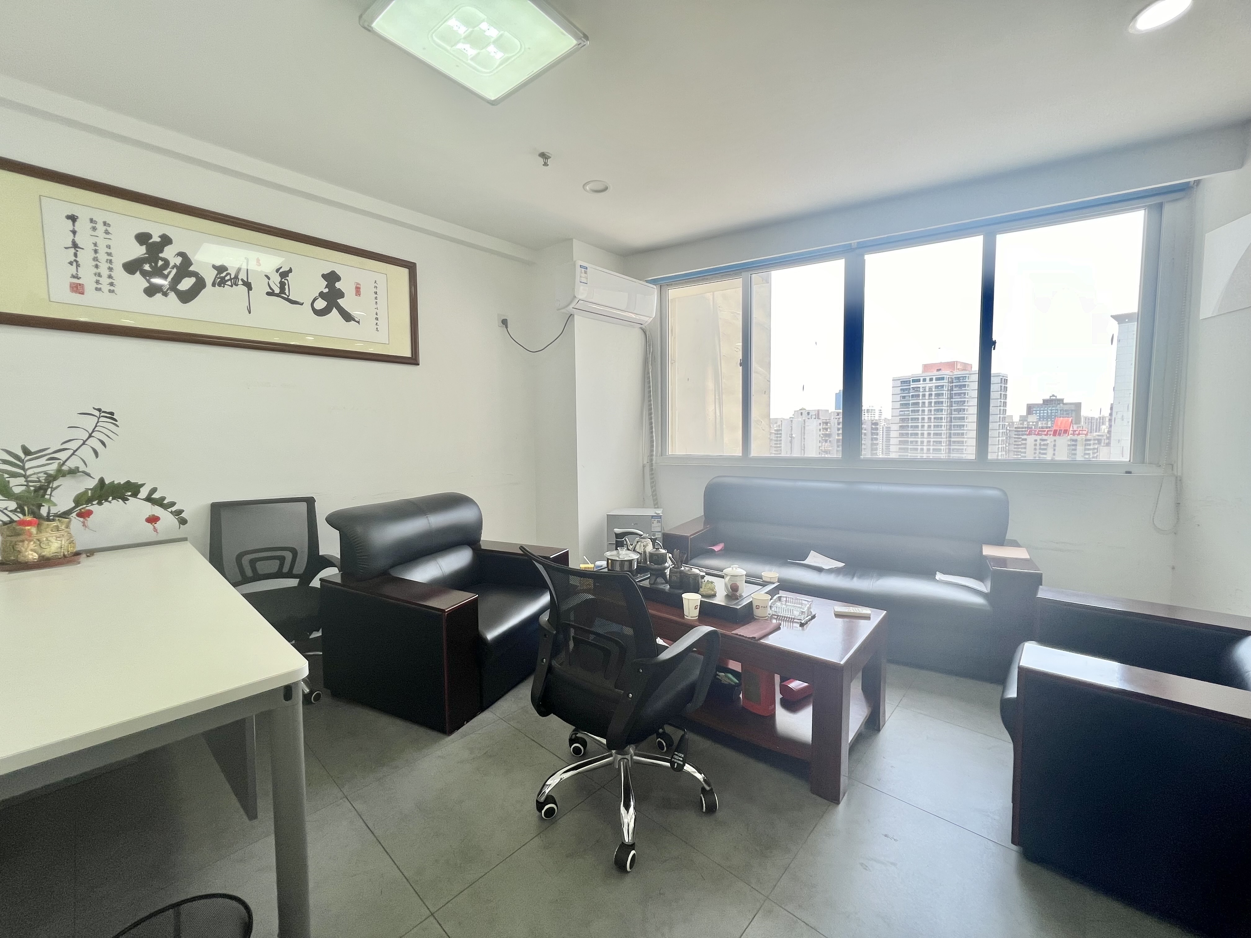 北京大厦 1室0厅0卫 8000.0元/月 北京大厦 1室0厅0卫 8000.0元/月室内图