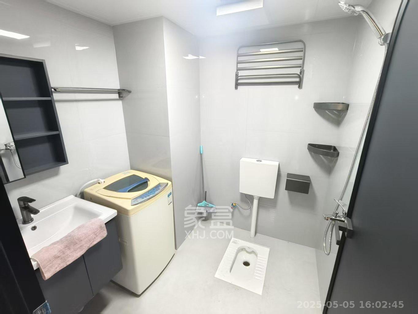 伍家岭生活广场 1室1厅1卫 1500.0元/月 伍家岭生活广场 1室1厅1卫 1500.0元/月室内图