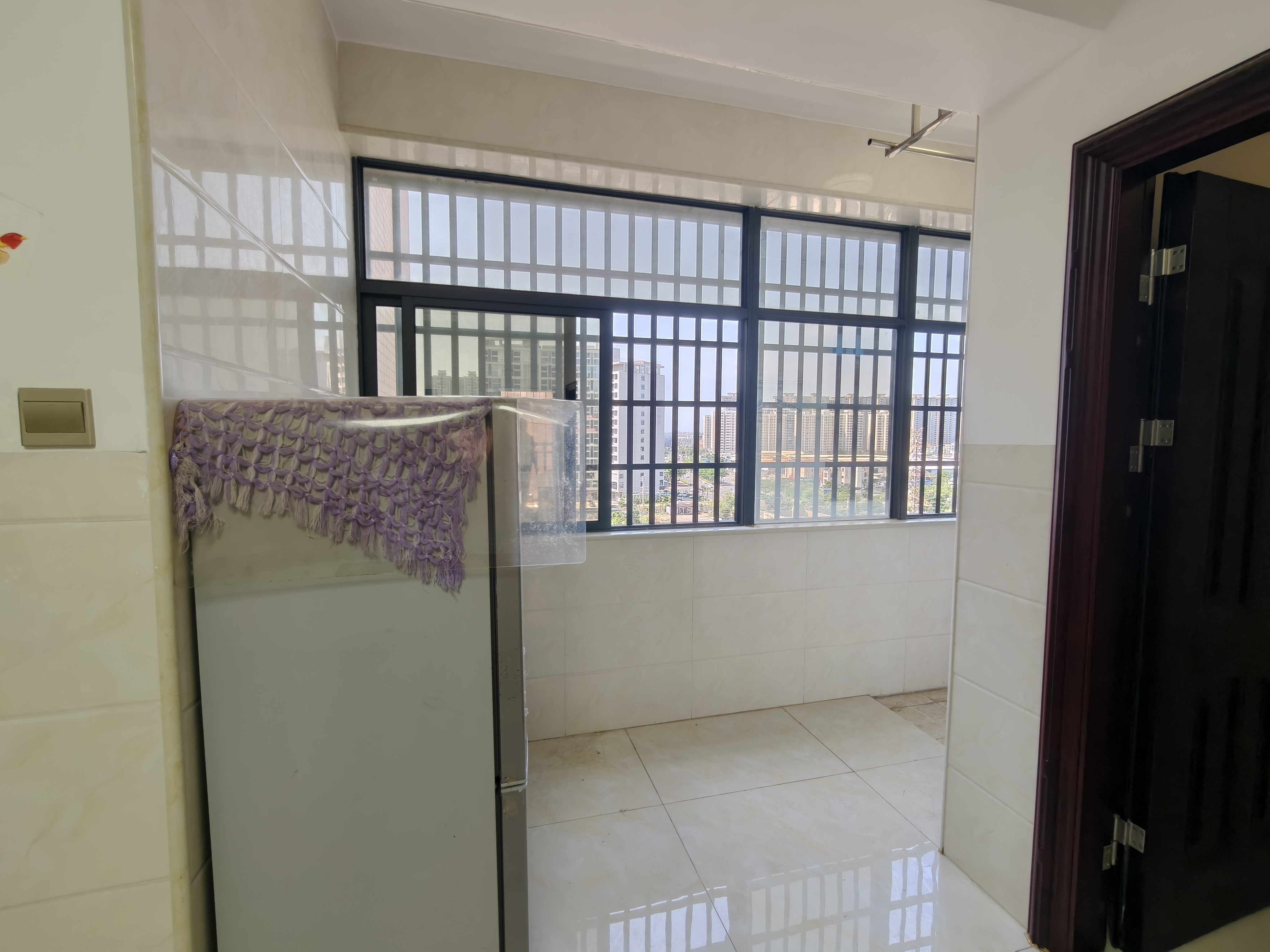 万花坊金城雅舍 3室2厅1卫 2000.0元/月 万花坊金城雅舍 3室2厅1卫 2000.0元/月室内图