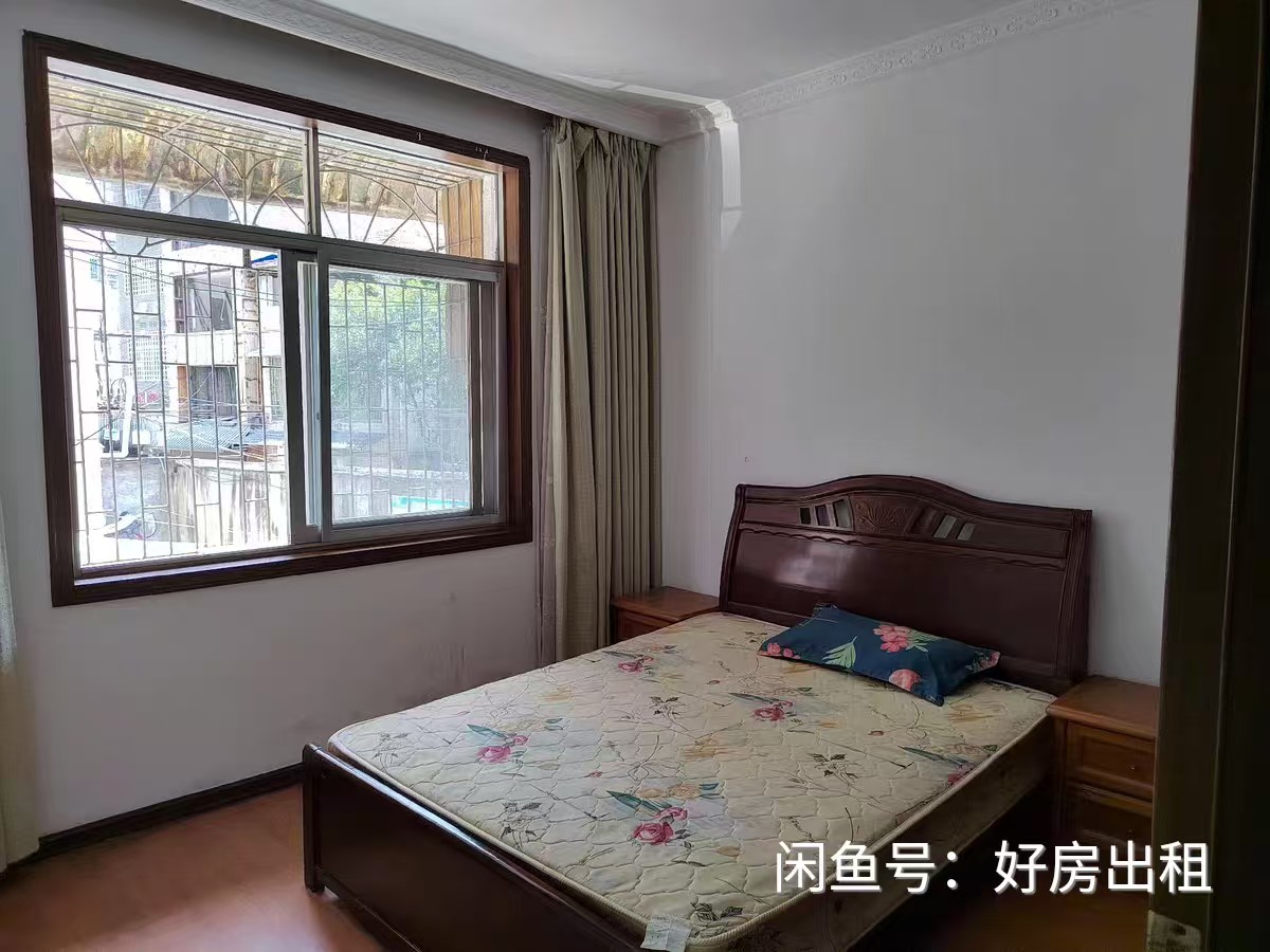 政府统建房  3室2厅1卫   1100.00元/月室内图