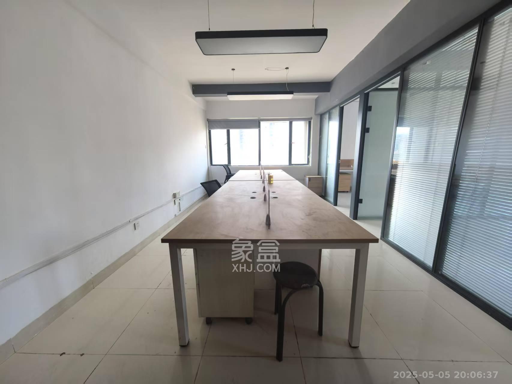 亚商国际 1室1厅1卫 2000.0元/月 亚商国际 1室1厅1卫 2000.0元/月室内图