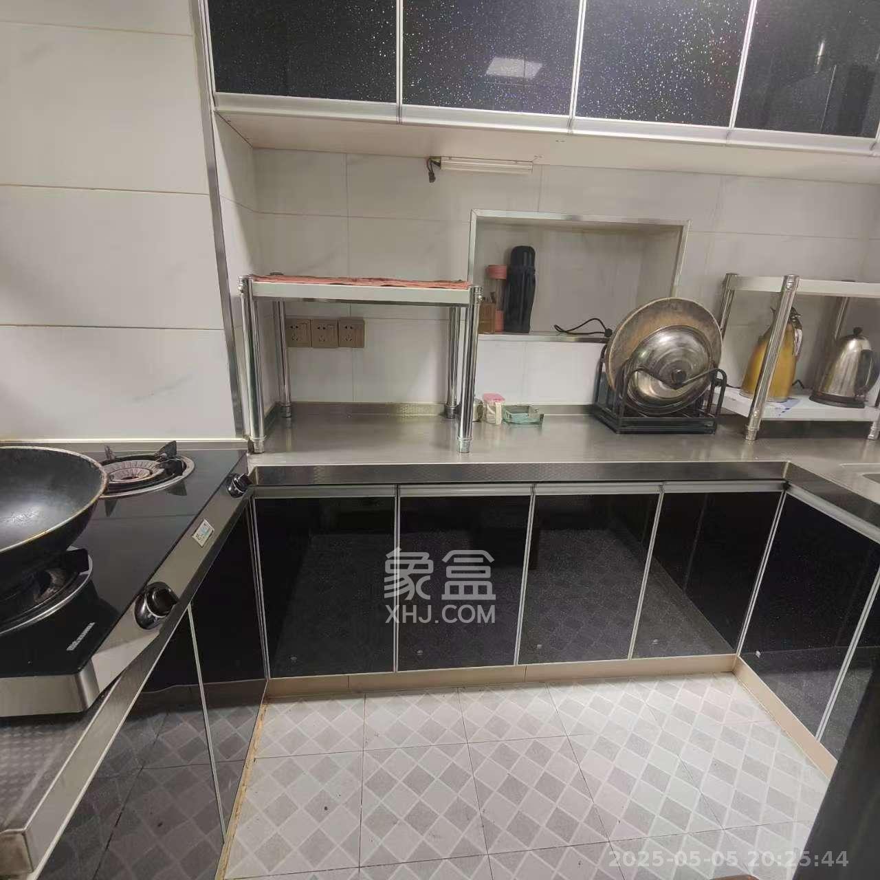 富雅坪社区（红墙巷）  2室1厅1卫   2200.00元/月室内图