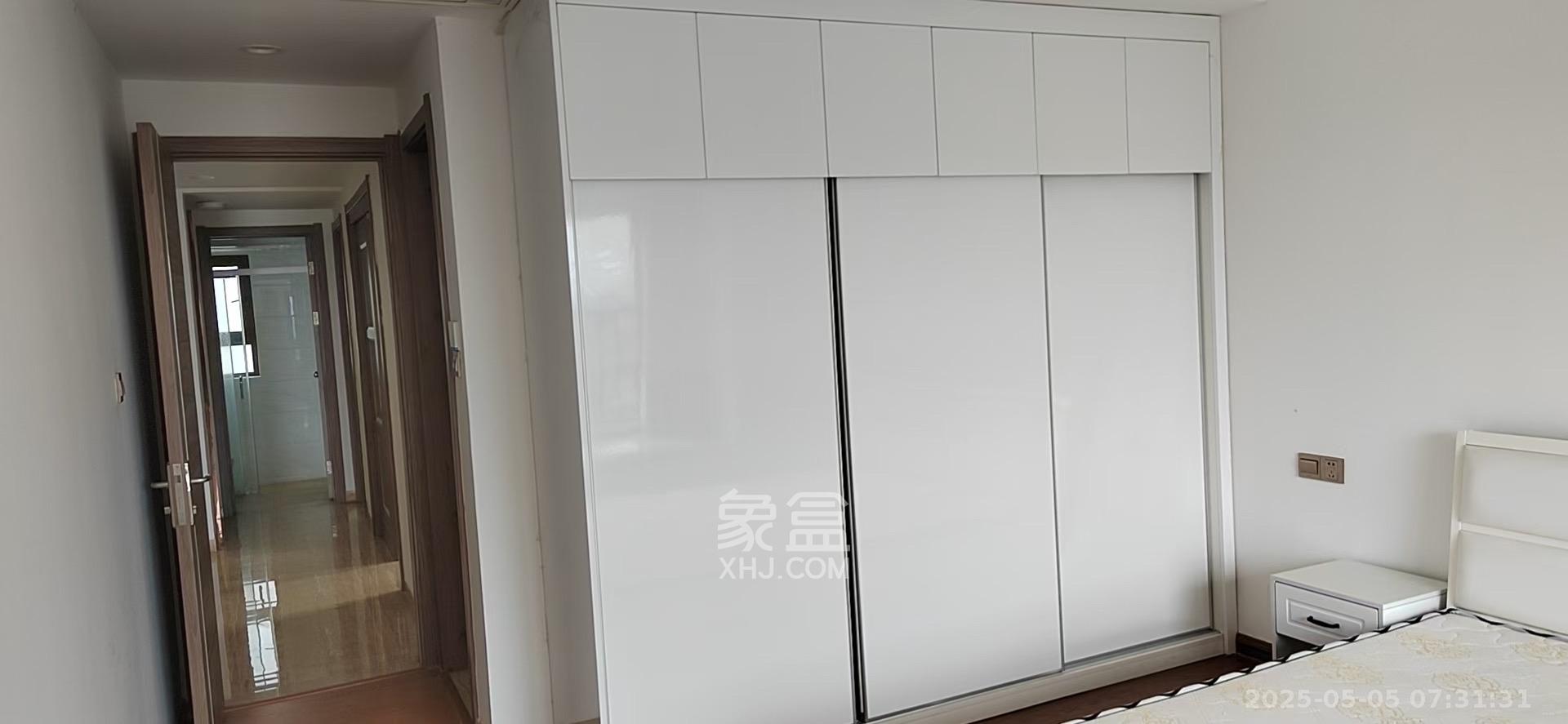 碧桂园星城首府 3室2厅2卫 3900.0元/月 碧桂园星城首府 3室2厅2卫 3900.0元/月室内图