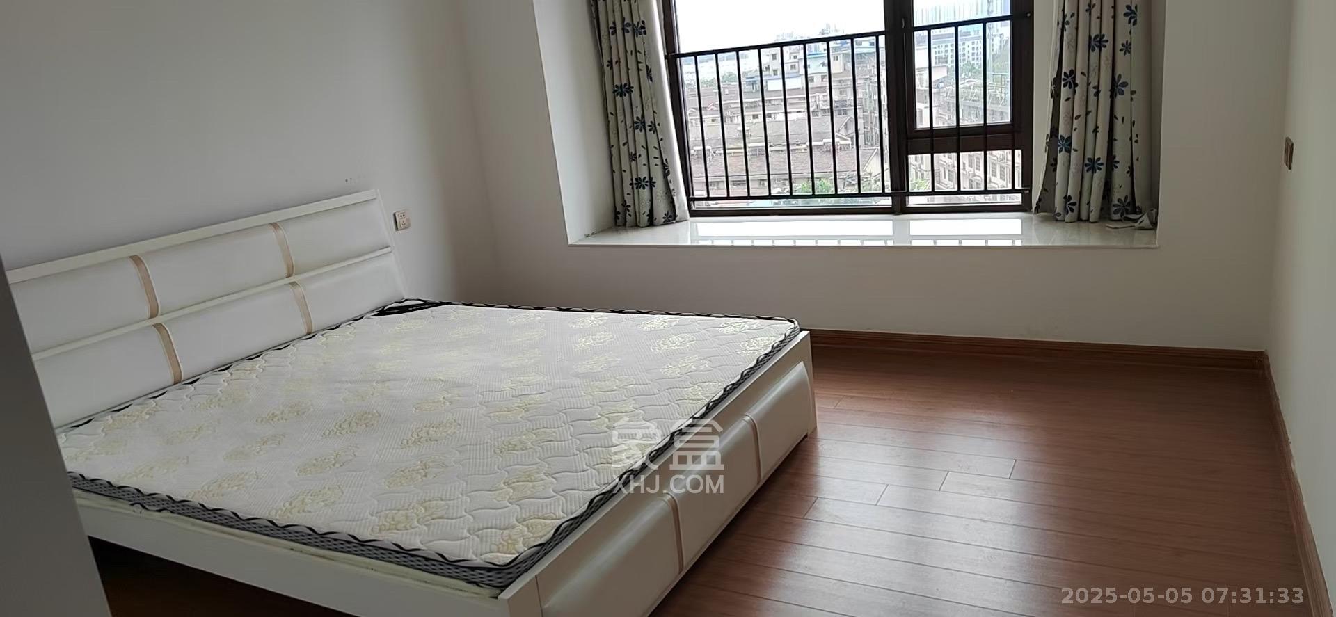 碧桂园星城首府 3室2厅2卫 3900.0元/月 碧桂园星城首府 3室2厅2卫 3900.0元/月室内图