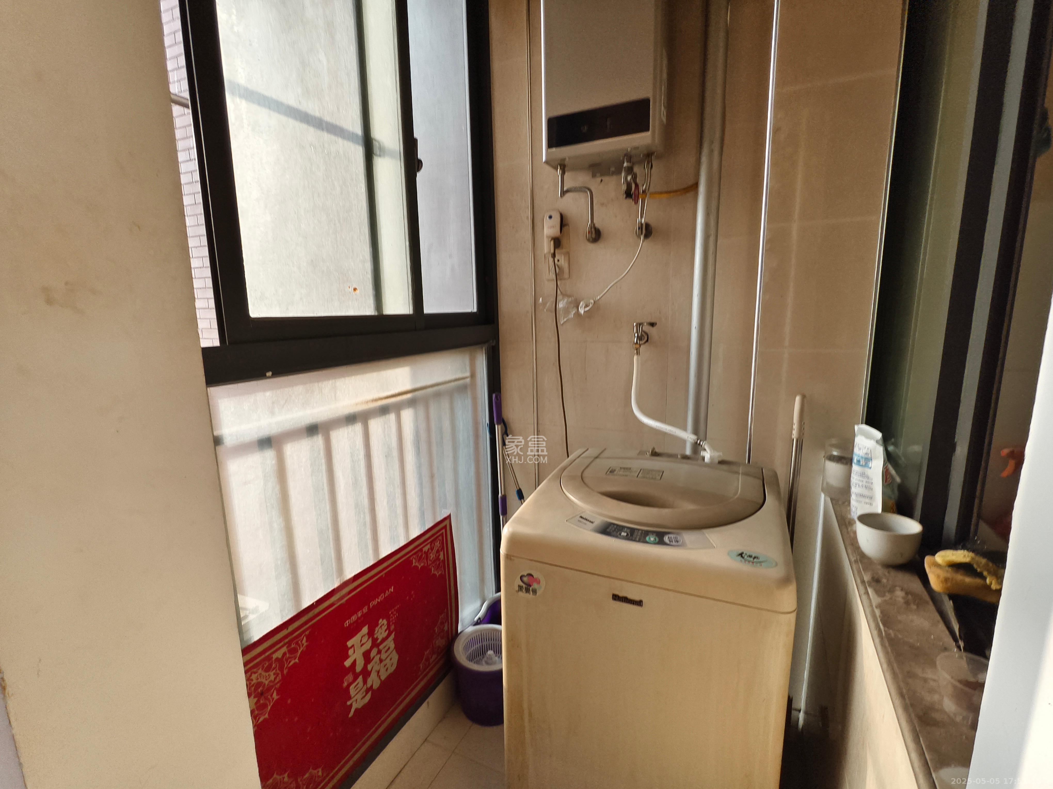 兴威帕克水岸  1室1厅1卫   1400.00元/月室内图