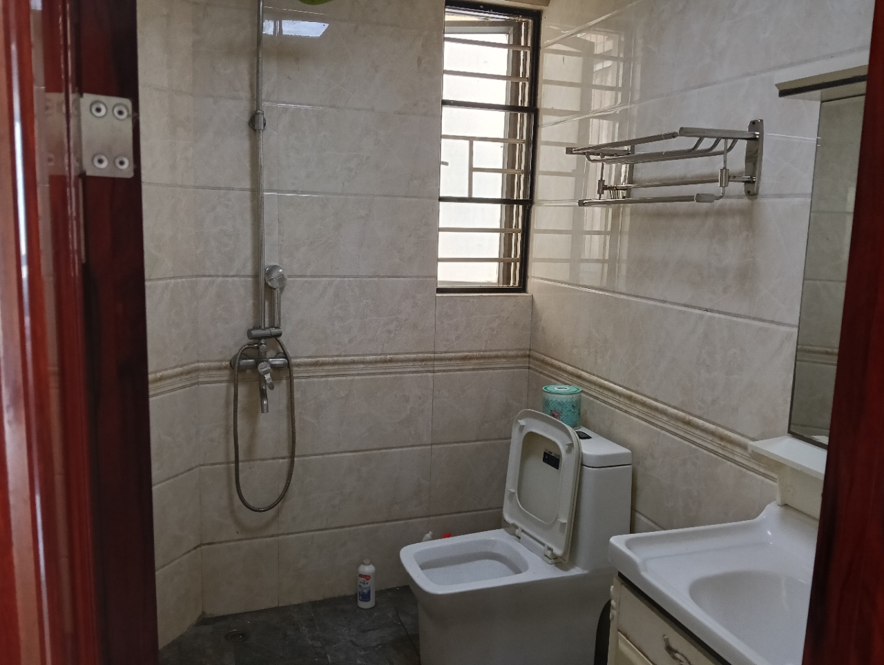 丽江家园  3室2厅1卫    149.0万 丽江家园  3室2厅1卫    149.0万室内图