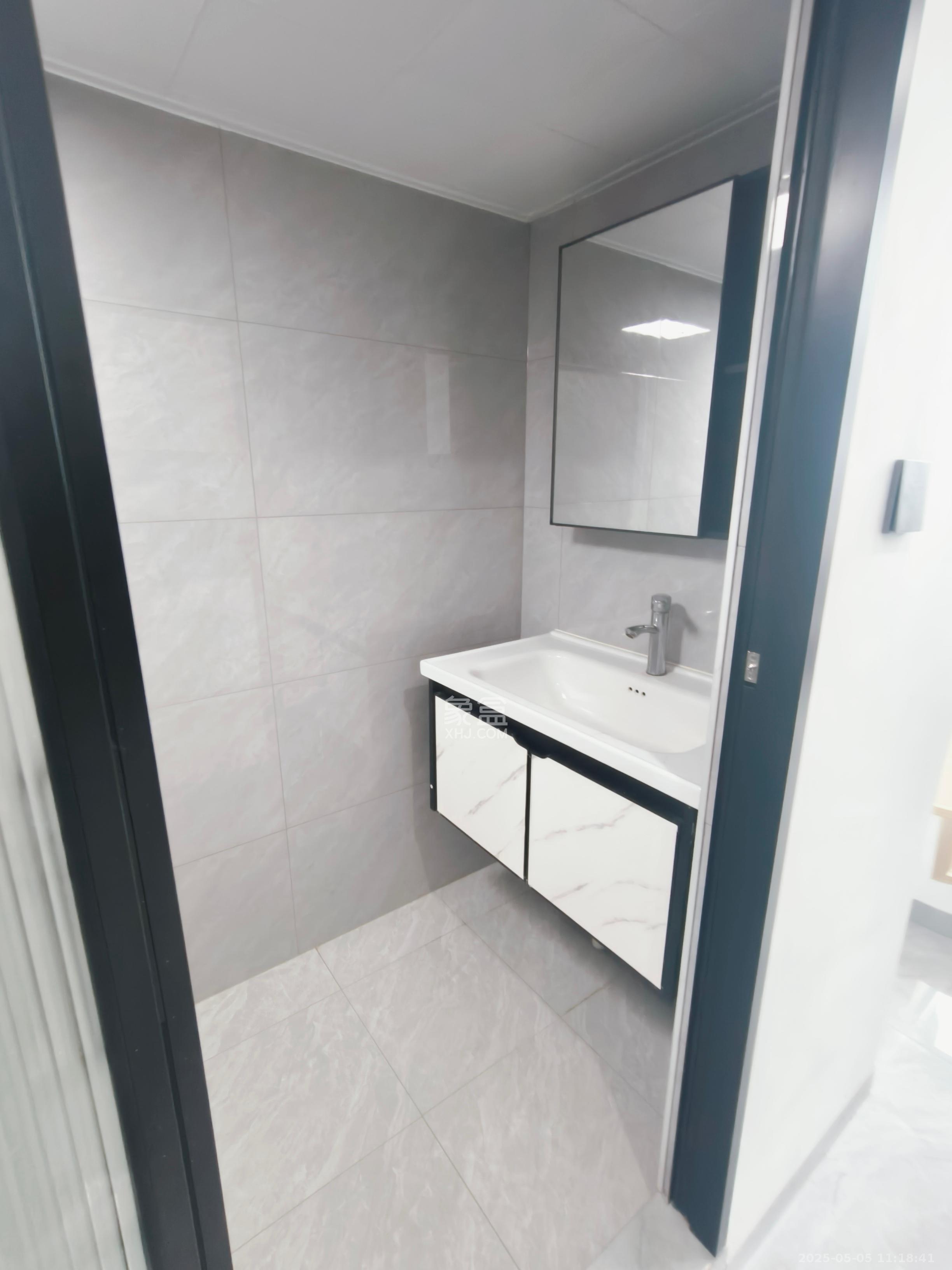 新长海D1站 1室0厅0卫 1500.0元/月 新长海D1站 1室0厅0卫 1500.0元/月室内图