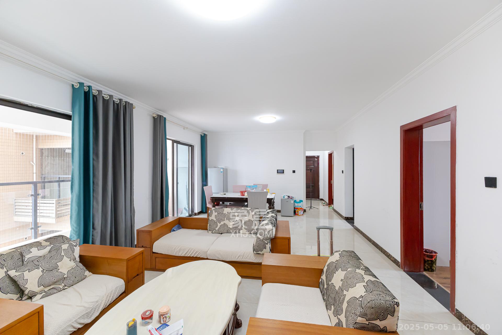 润和又一城 4室2厅2卫 97.0万 润和又一城 4室2厅2卫 97.0万客厅