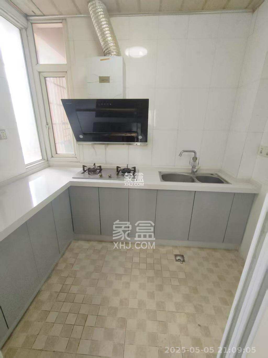 东门尚苑  3室2厅2卫    1700.0元/月 东门尚苑  3室2厅2卫    1700.0元/月室内图1