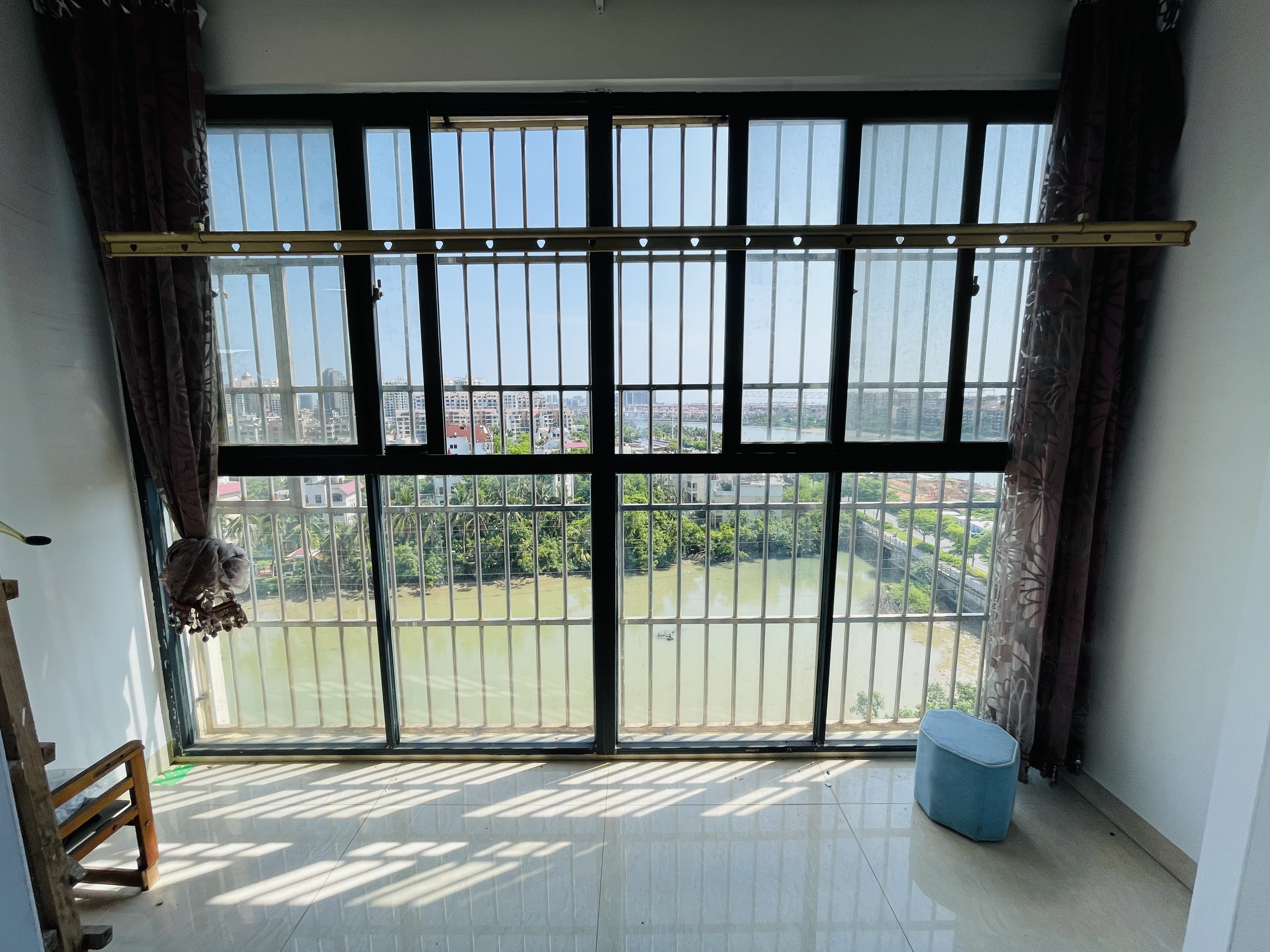 和安花园  2室2厅1卫   2200.00元/月室内图