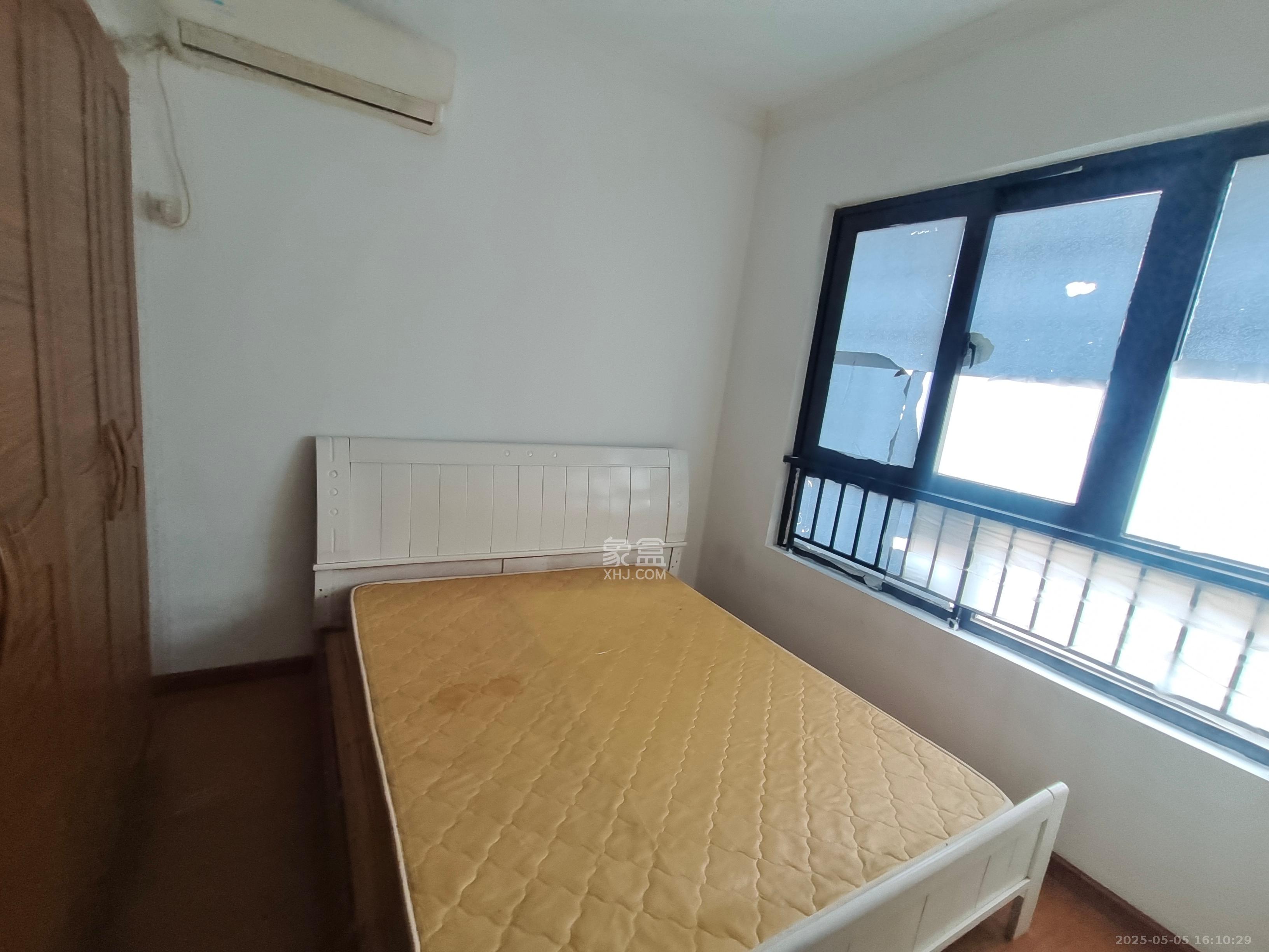 中信凯旋蓝岸(中信新城三期) 1室2厅1卫 2000.0元/月 中信凯旋蓝岸(中信新城三期) 1室2厅1卫 2000.0元/月室内图