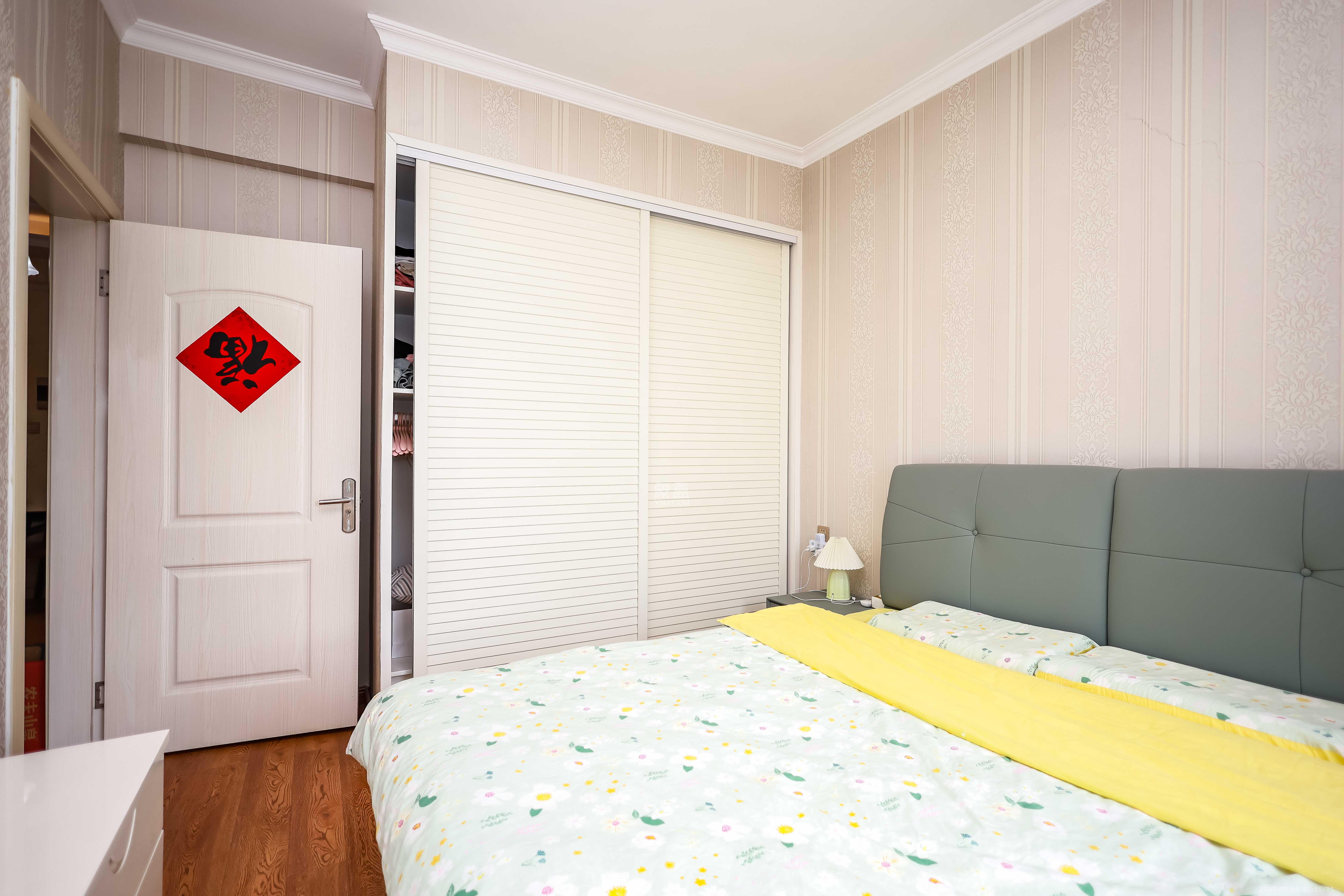 莱茵城  2室2厅1卫    58.0万 莱茵城  2室2厅1卫    58.0万卧室