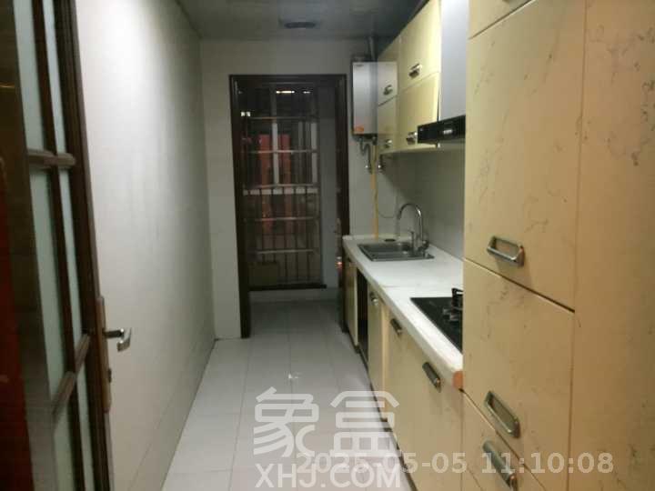 上河国际A座  2室2厅1卫   2500.00元/月室内图