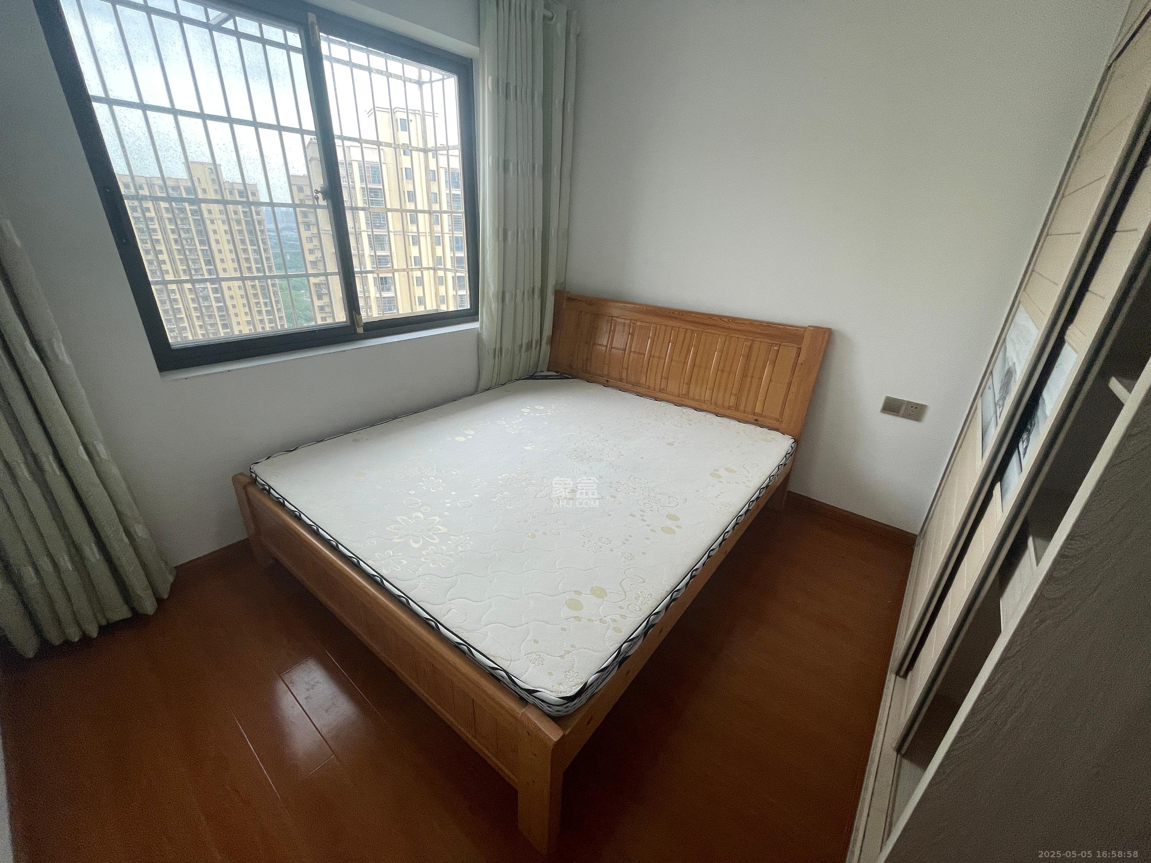 星城新宇川河苑  1室1厅1卫   1800.00元/月室内图