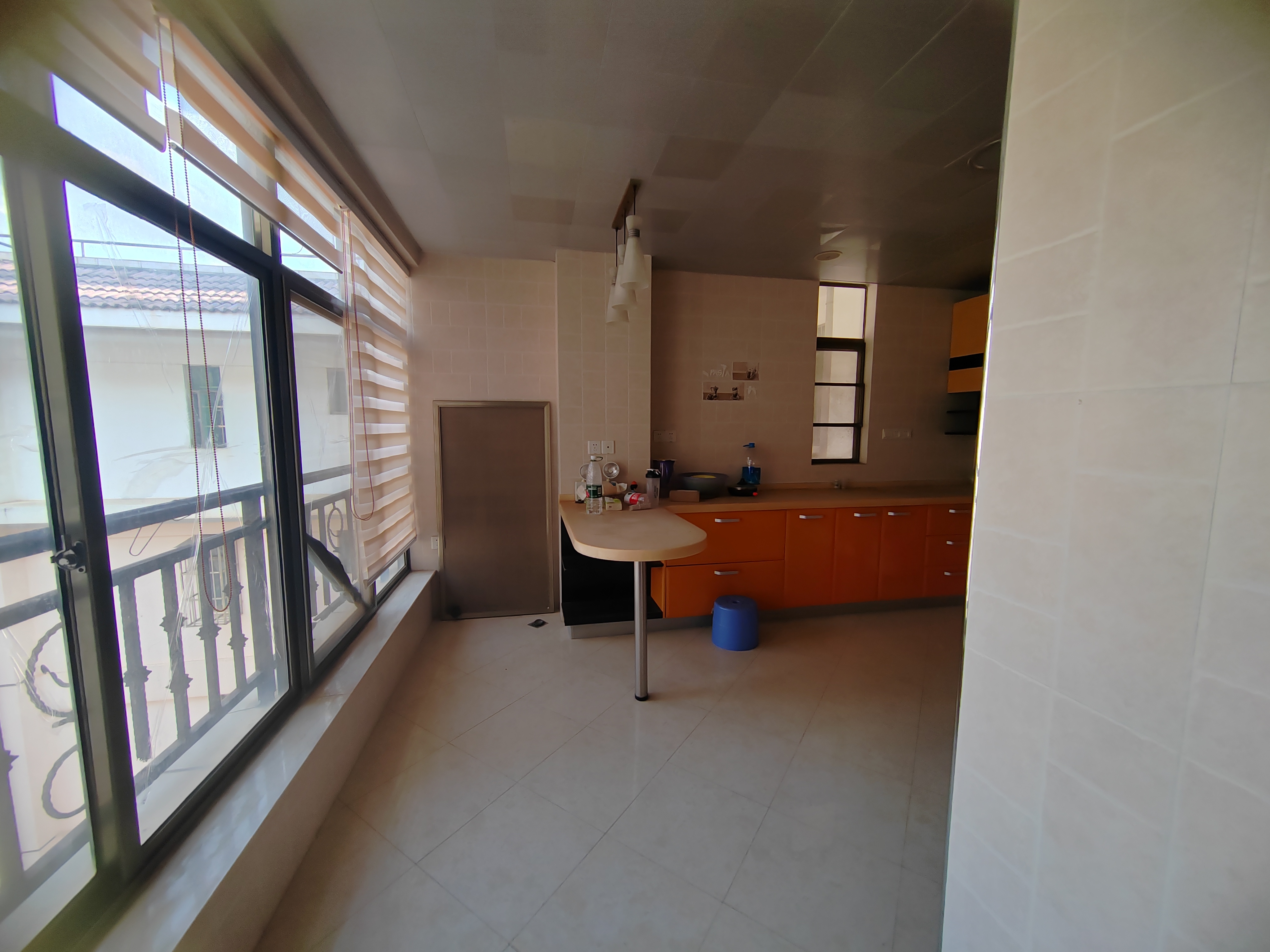 南海绿洲 3室2厅2卫 4500.0元/月 南海绿洲 3室2厅2卫 4500.0元/月室内图