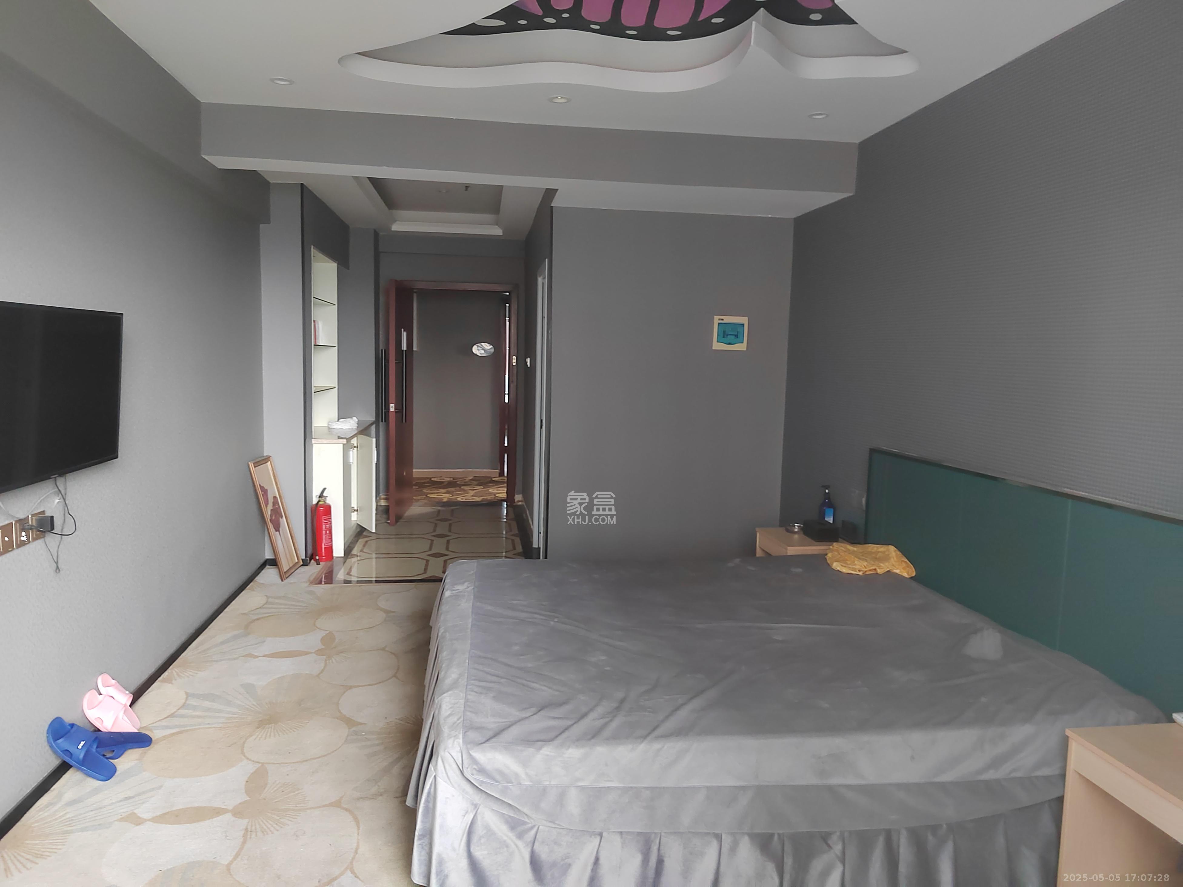 喜盈门范城 1室1厅1卫 17500.0元/月 喜盈门范城 1室1厅1卫 17500.0元/月室内图