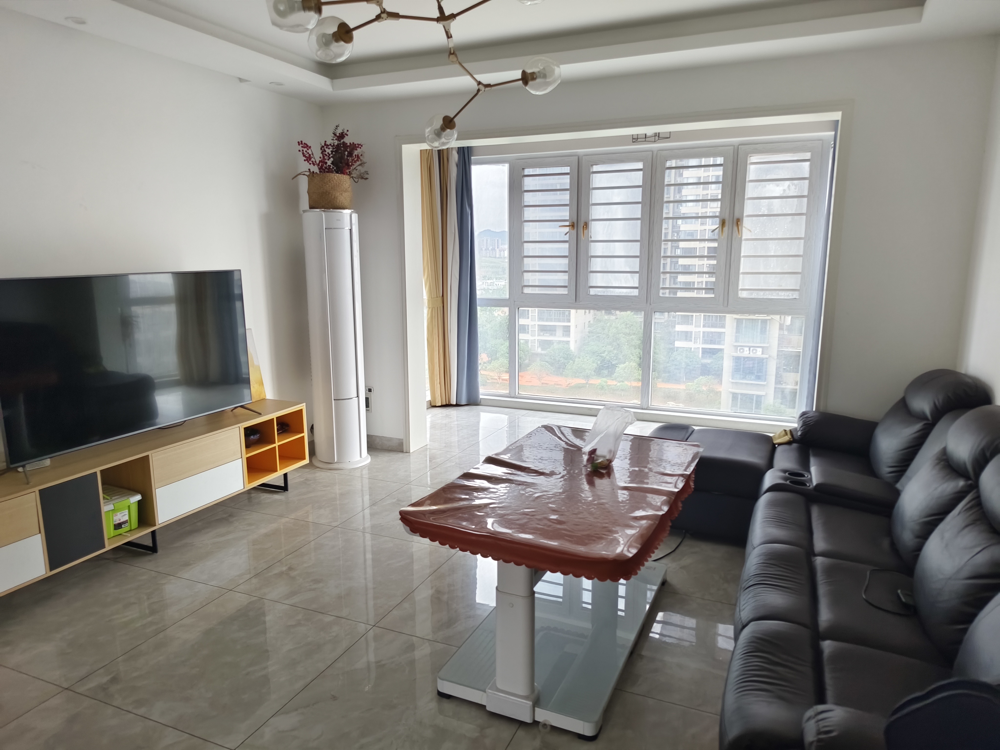 大同沁园  3室2厅1卫    1800.0元/月 大同沁园  3室2厅1卫    1800.0元/月室内图