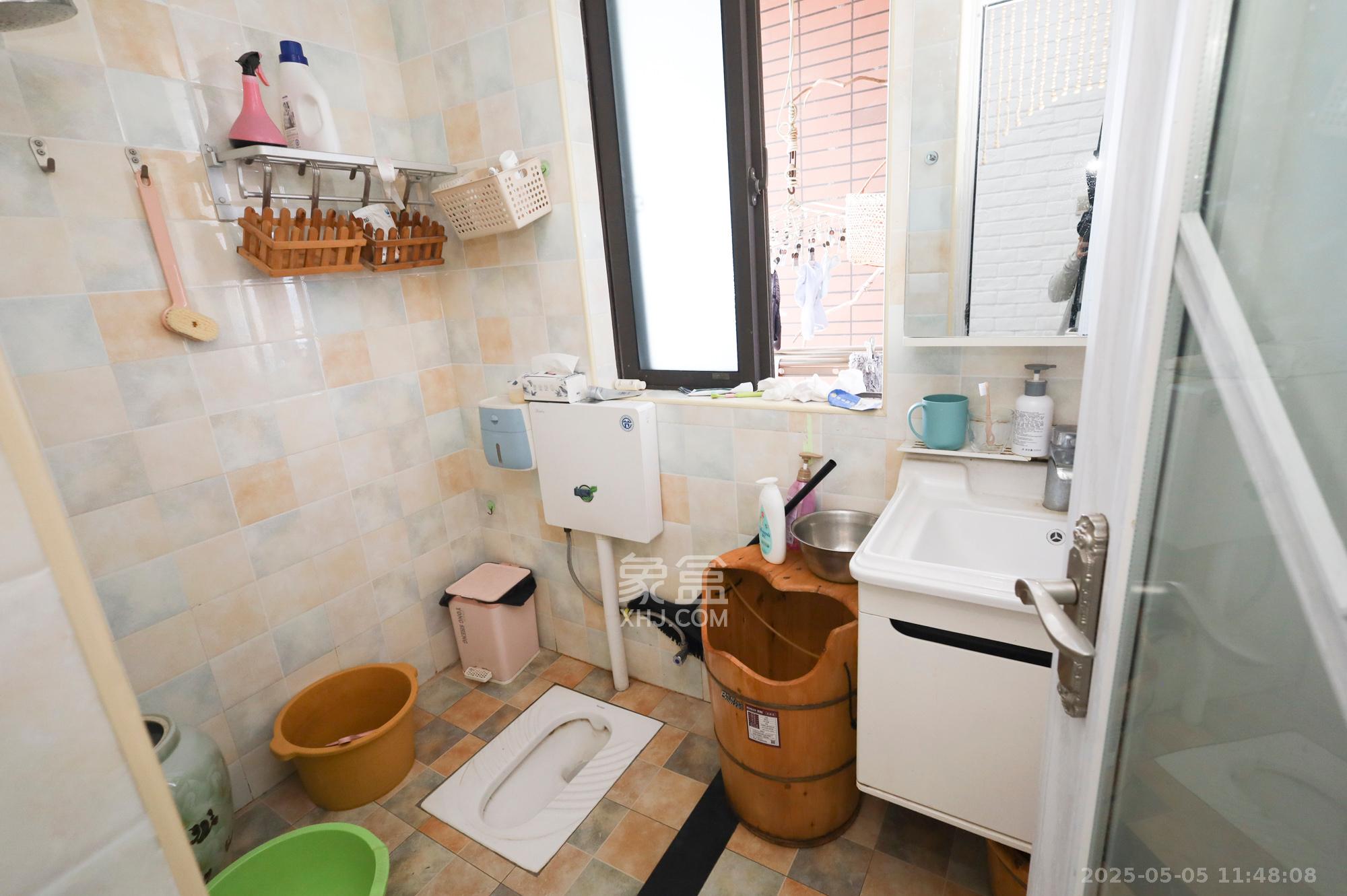 绿地海外滩一期 3室2厅1卫 2000.0元/月 绿地海外滩一期 3室2厅1卫 2000.0元/月室内图