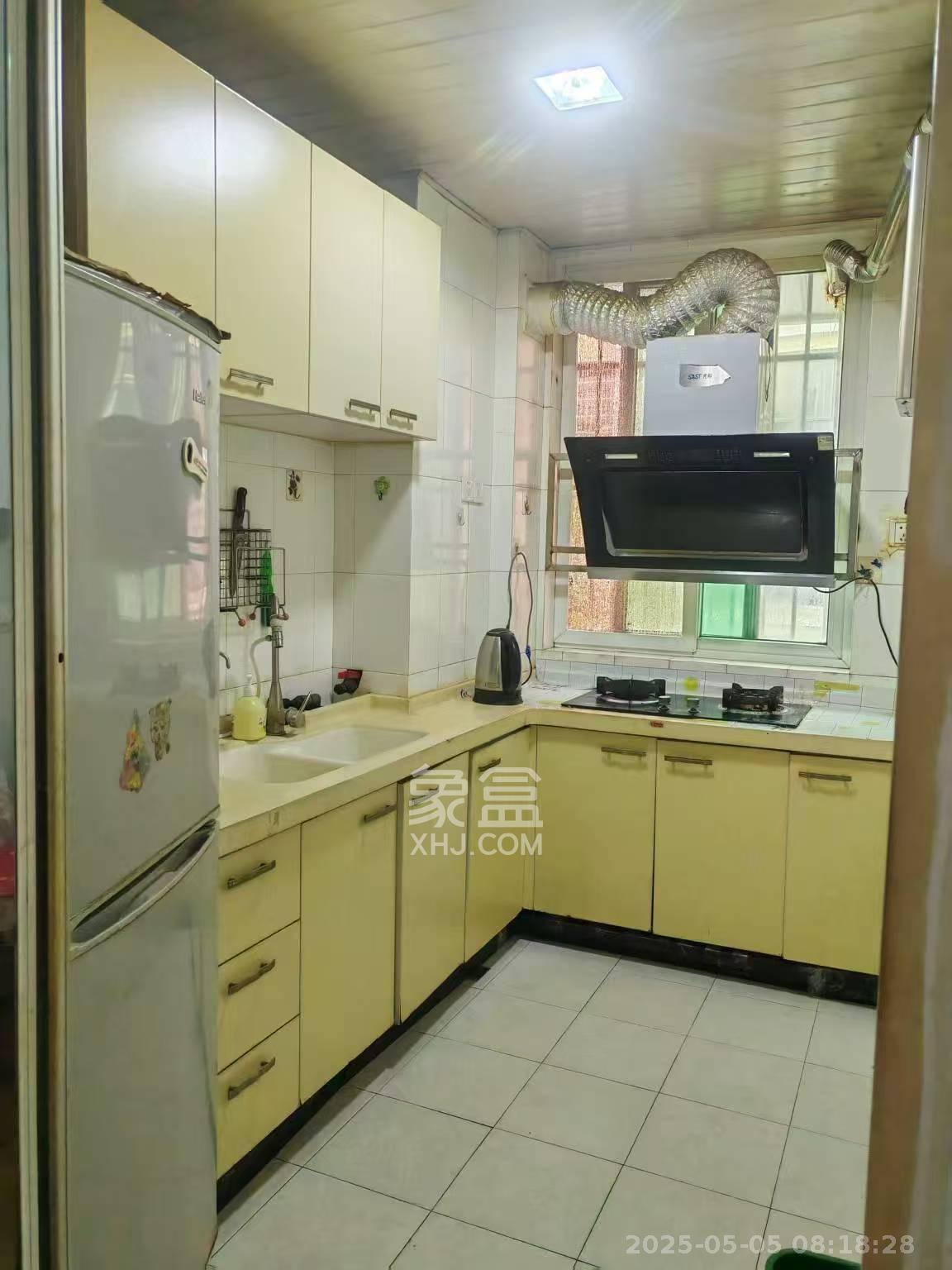 恩瑞麓山名园（龙王港小区）  3室2厅1卫   2500.00元/月室内图