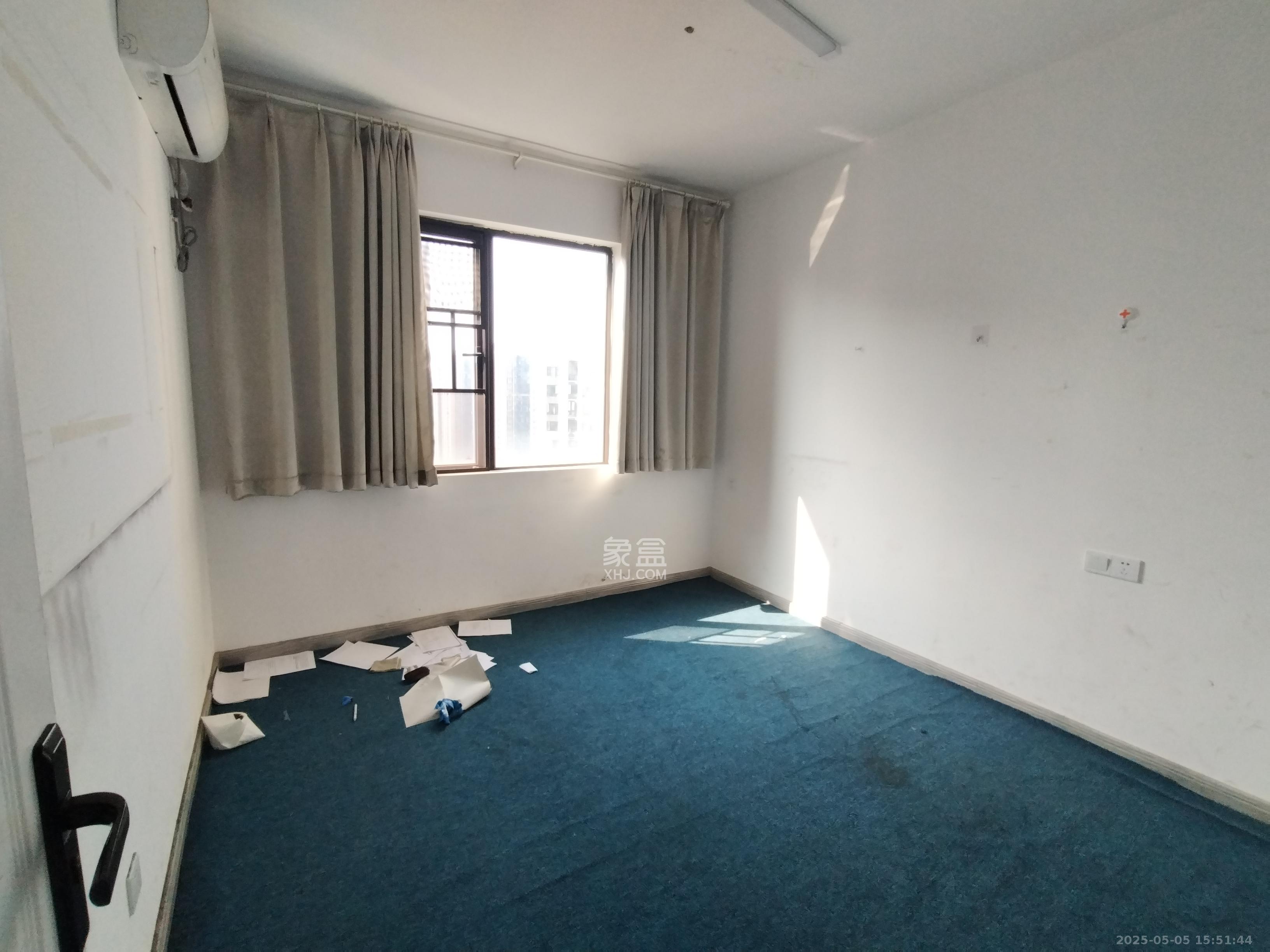 和泓梅溪四季 5室2厅1卫 5000.0元/月 和泓梅溪四季 5室2厅1卫 5000.0元/月室内图