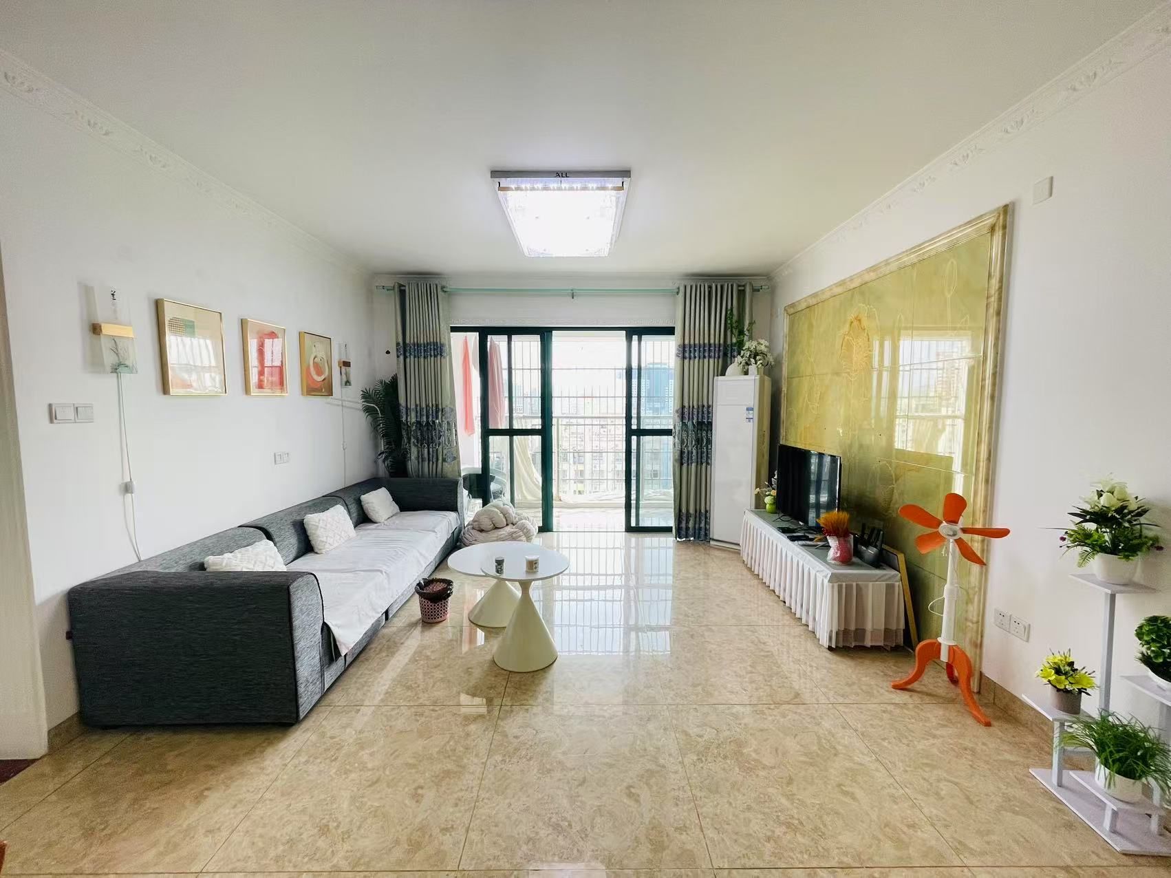 珍珠裕苑二期  3室2厅2卫    210.0万 珍珠裕苑二期  3室2厅2卫    210.0万客厅