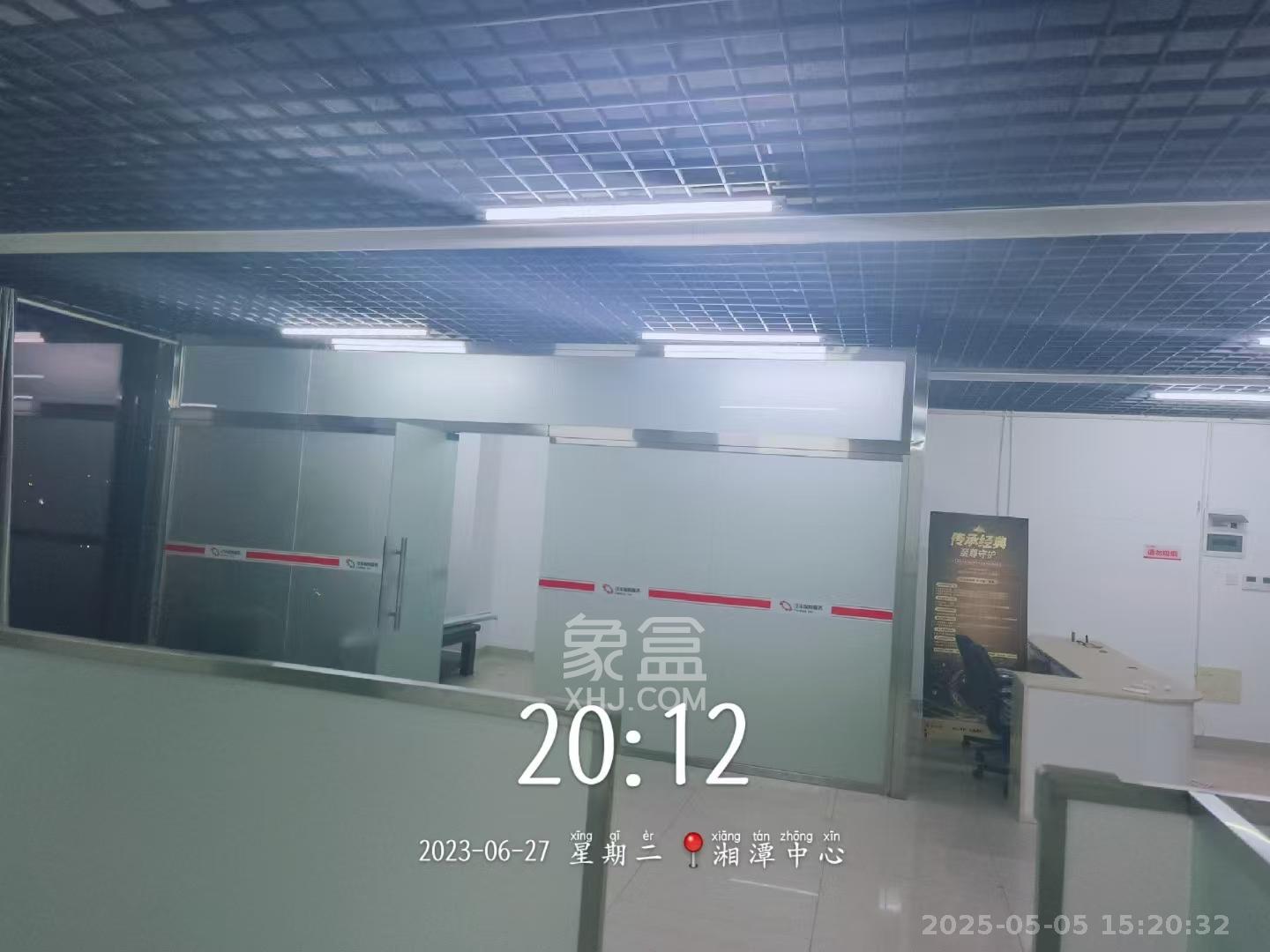 湘潭中心  3室0厅0卫   3000.00元/月室内图