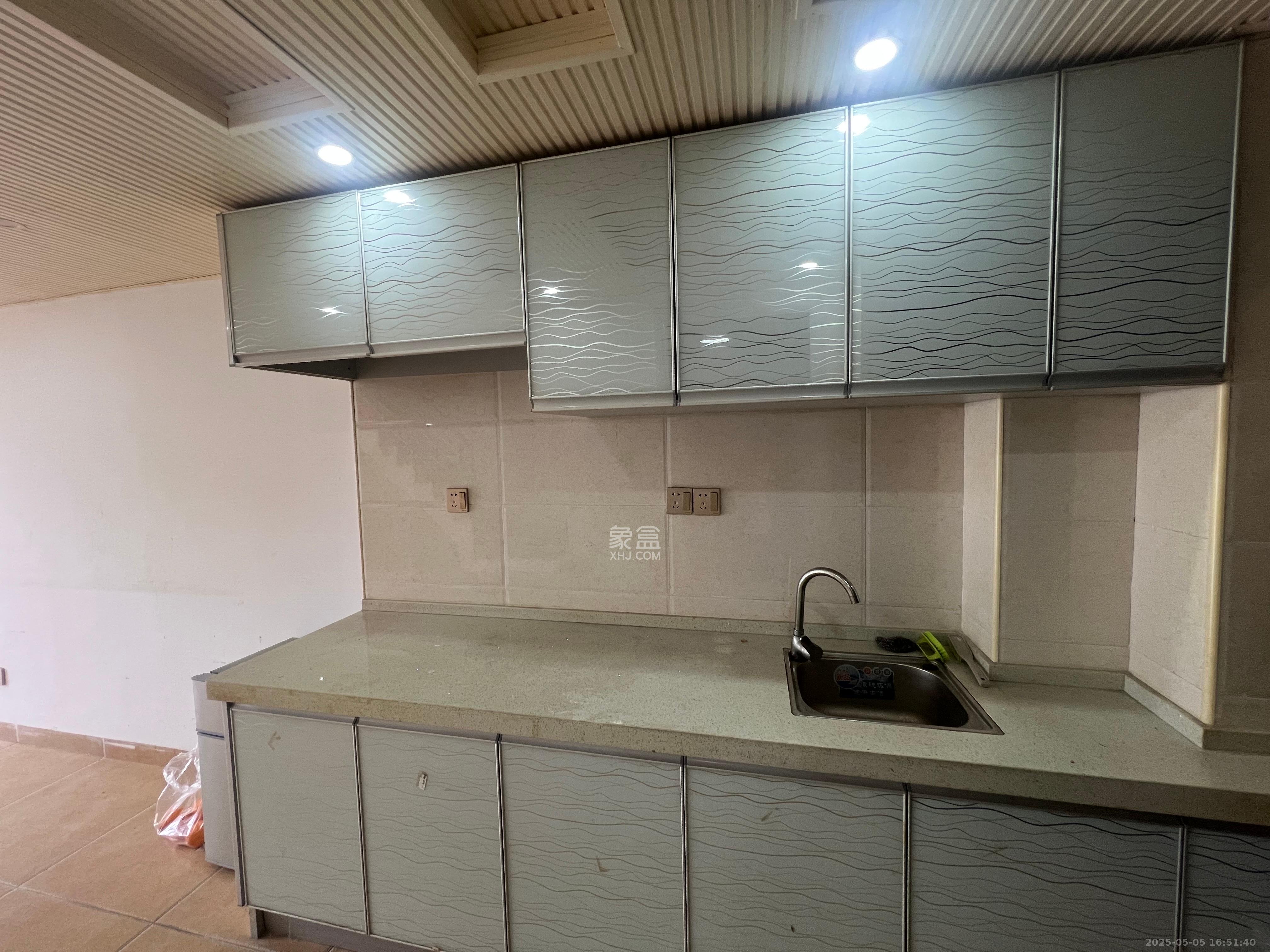 金科时代中心 1室1厅1卫 1500.0元/月 金科时代中心 1室1厅1卫 1500.0元/月室内图