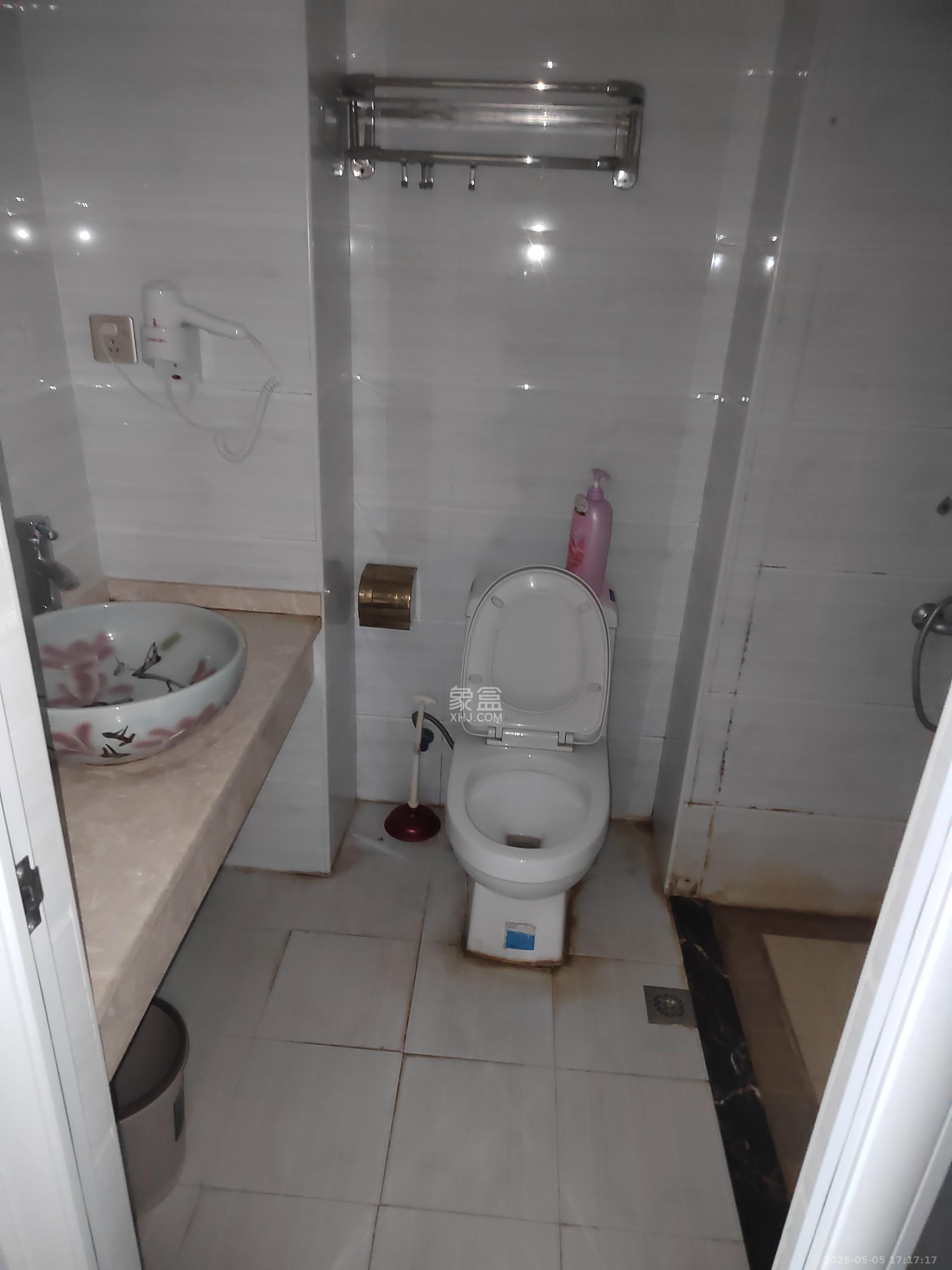 喜盈门范城 1室0厅0卫 17500.0元/月 喜盈门范城 1室0厅0卫 17500.0元/月室内图