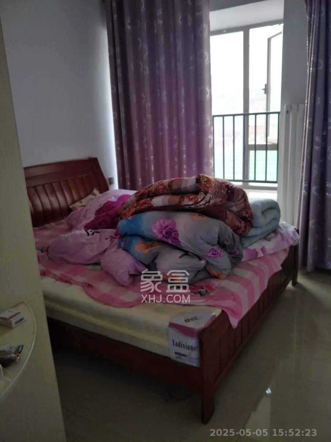 怡海星城 1室2厅1卫 2000.0元/月 怡海星城 1室2厅1卫 2000.0元/月室内图