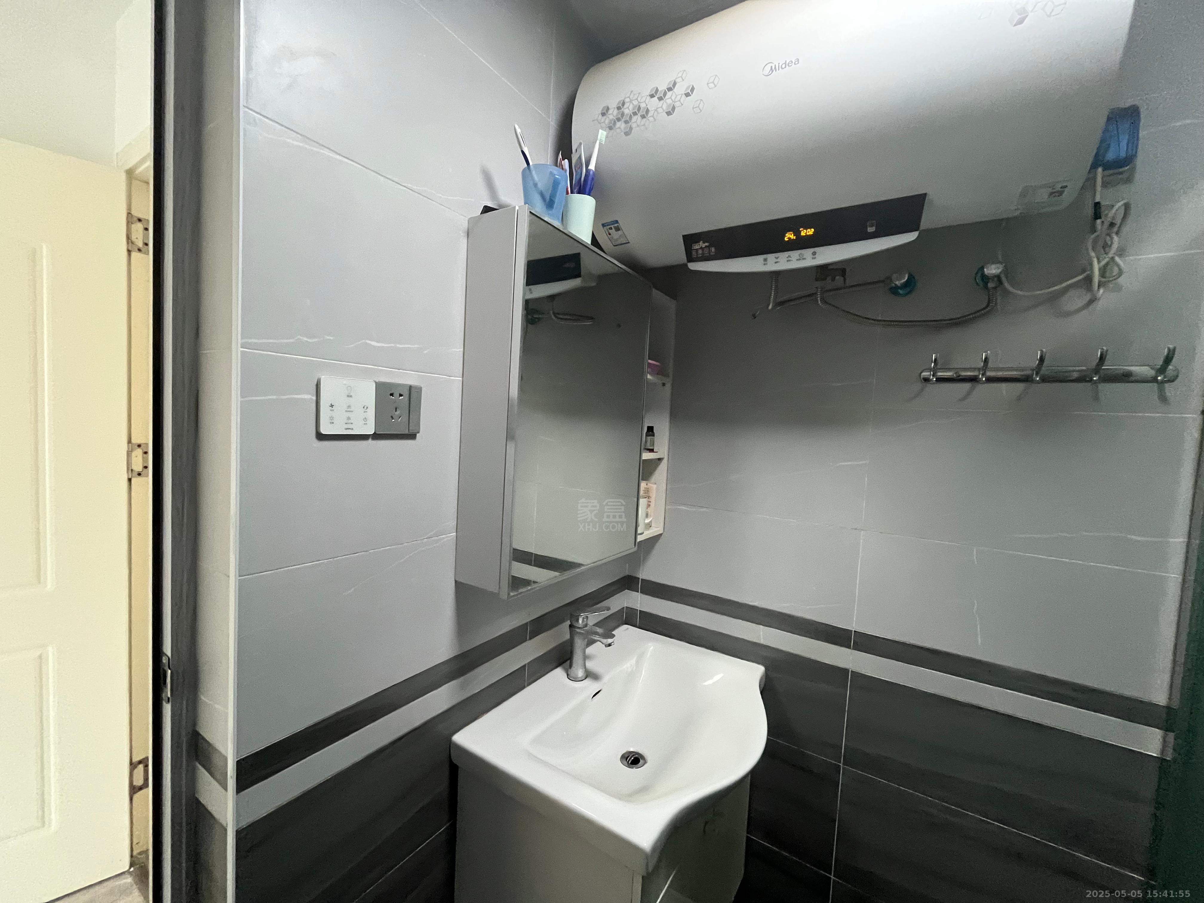 上善国际(翰林府) 4室2厅2卫 2200.0元/月 上善国际(翰林府) 4室2厅2卫 2200.0元/月室内图