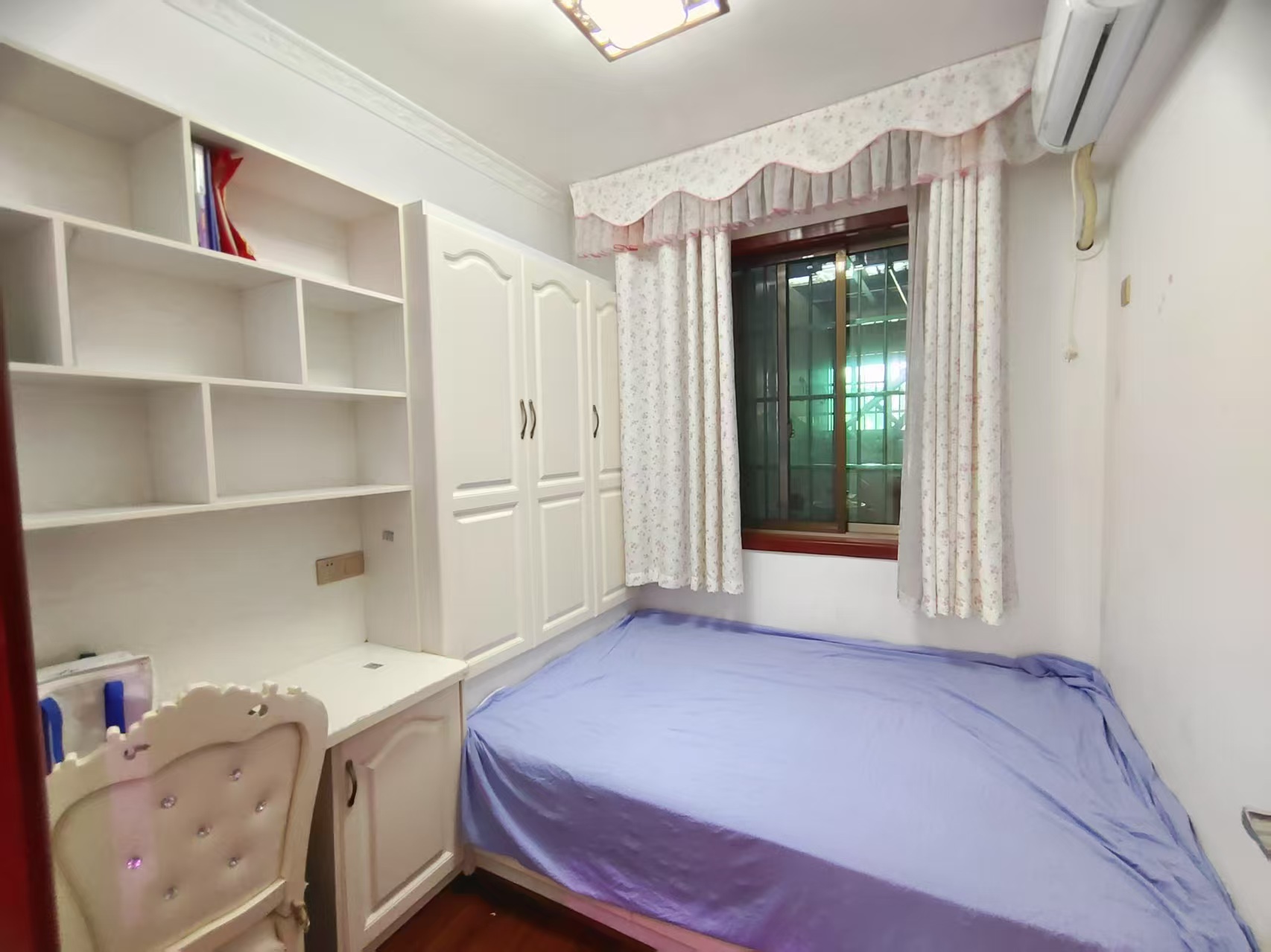 国色天香 3室2厅2卫 1800.0元/月 国色天香 3室2厅2卫 1800.0元/月室内图