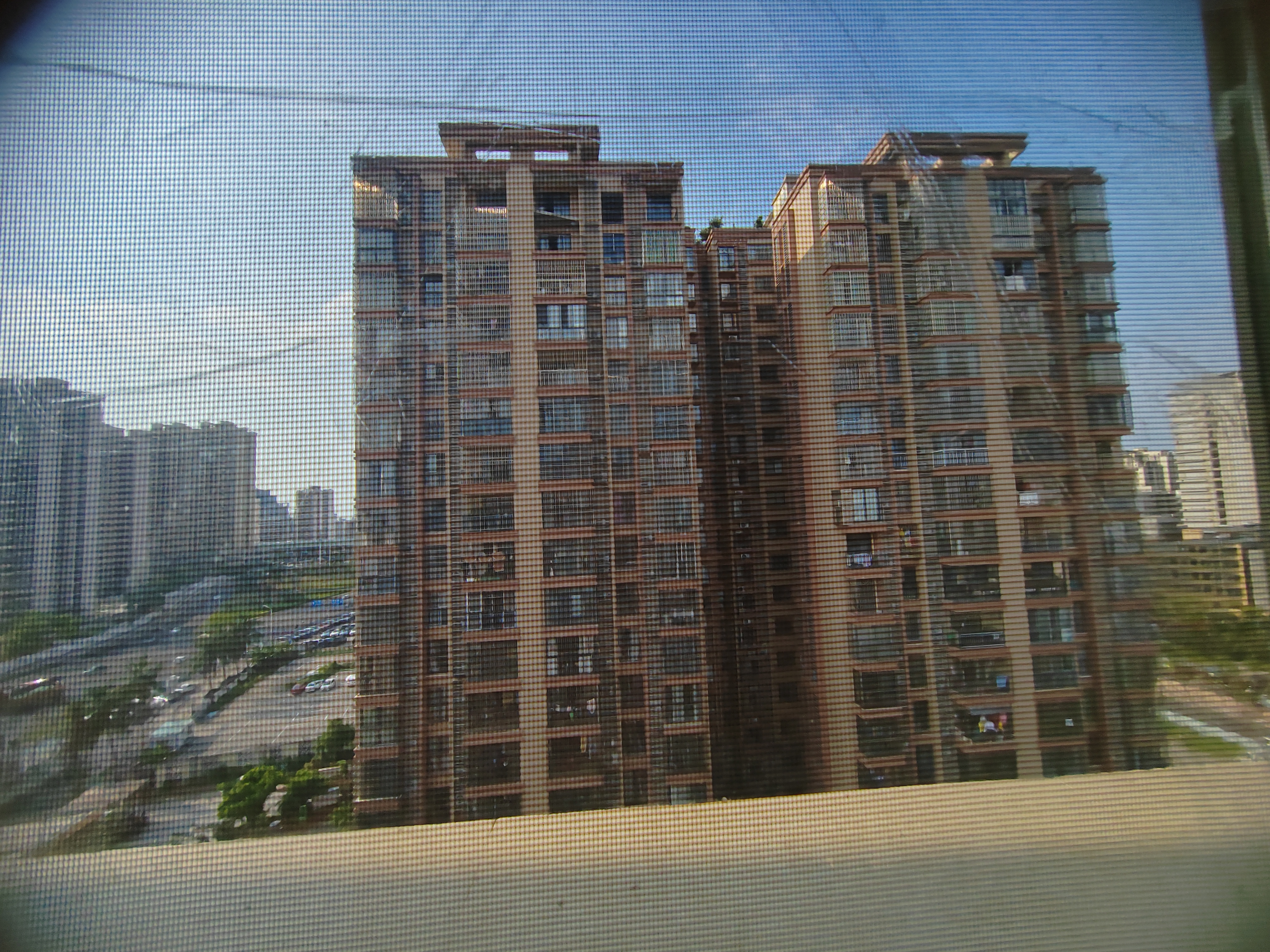 南海绿洲 3室3厅2卫 330.0万 南海绿洲 3室3厅2卫 330.0万阳台