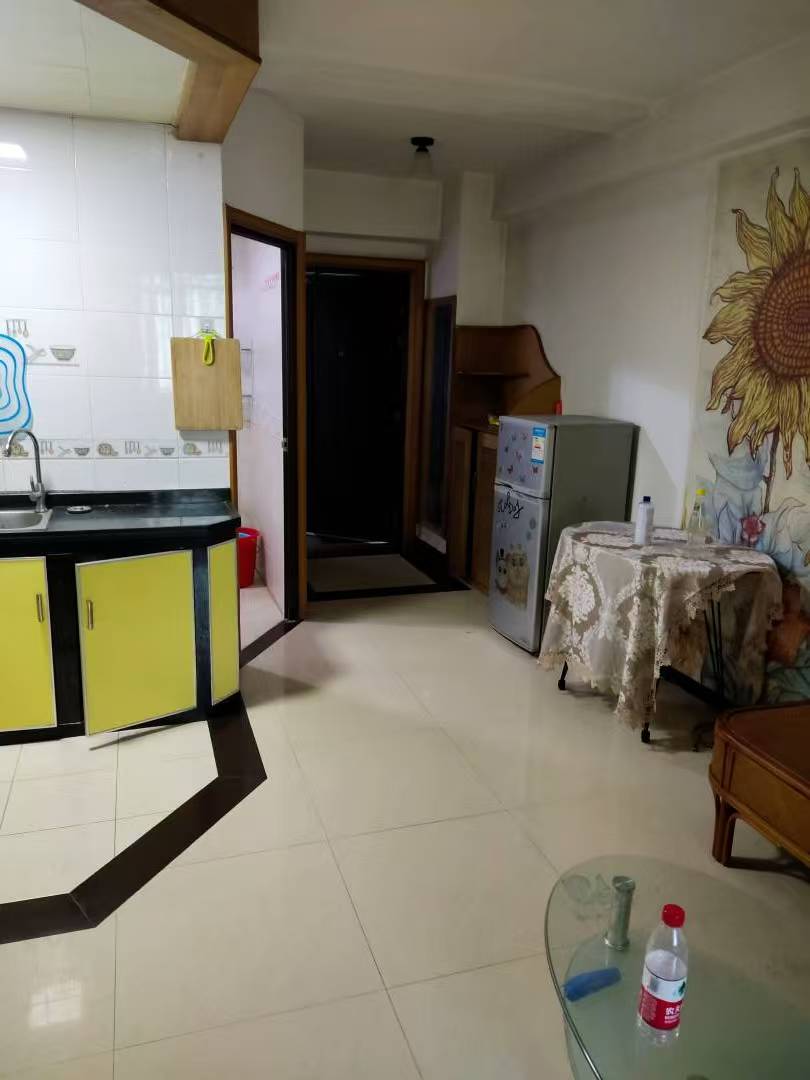 华星大厦 1室1厅1卫 1200.0元/月 华星大厦 1室1厅1卫 1200.0元/月室内图