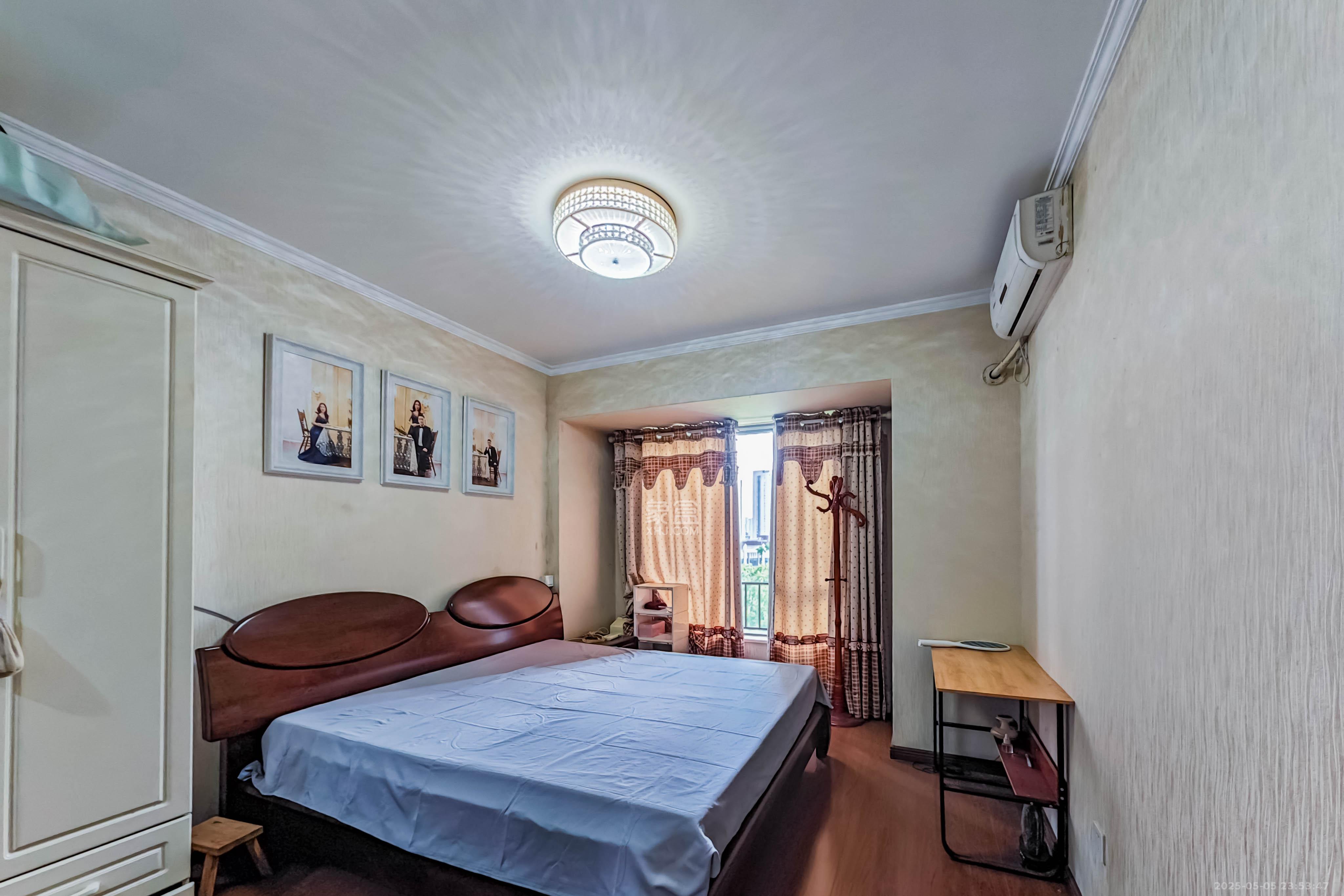 万科金域华府三四期 4室2厅2卫 126.0万 万科金域华府三四期 4室2厅2卫 126.0万卧室